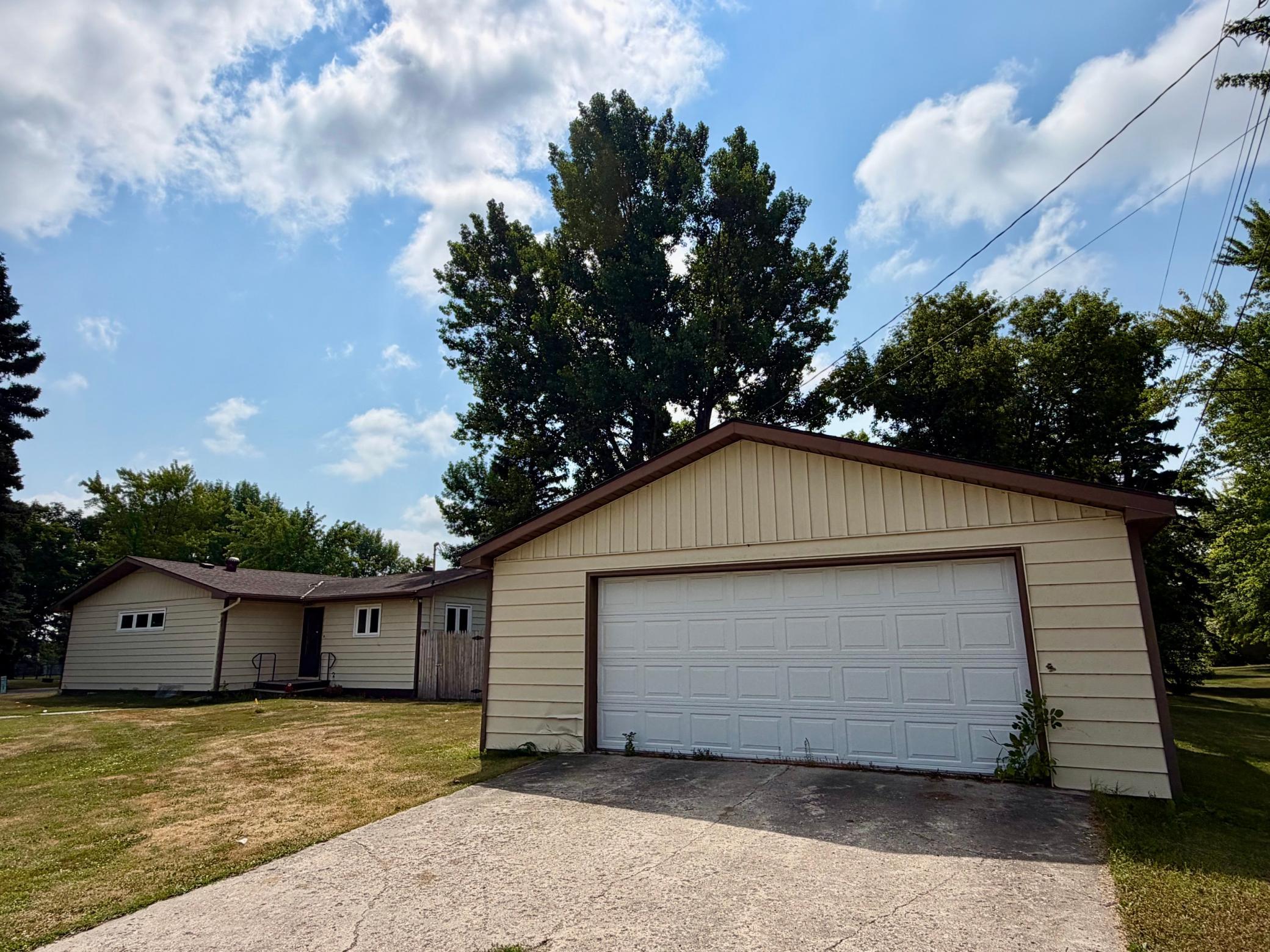 Homes for sale in Red Lake Falls, MN | 702 Champagne Ave Sw, Red Lake Falls, MN 56750 | MLS# 7116744
