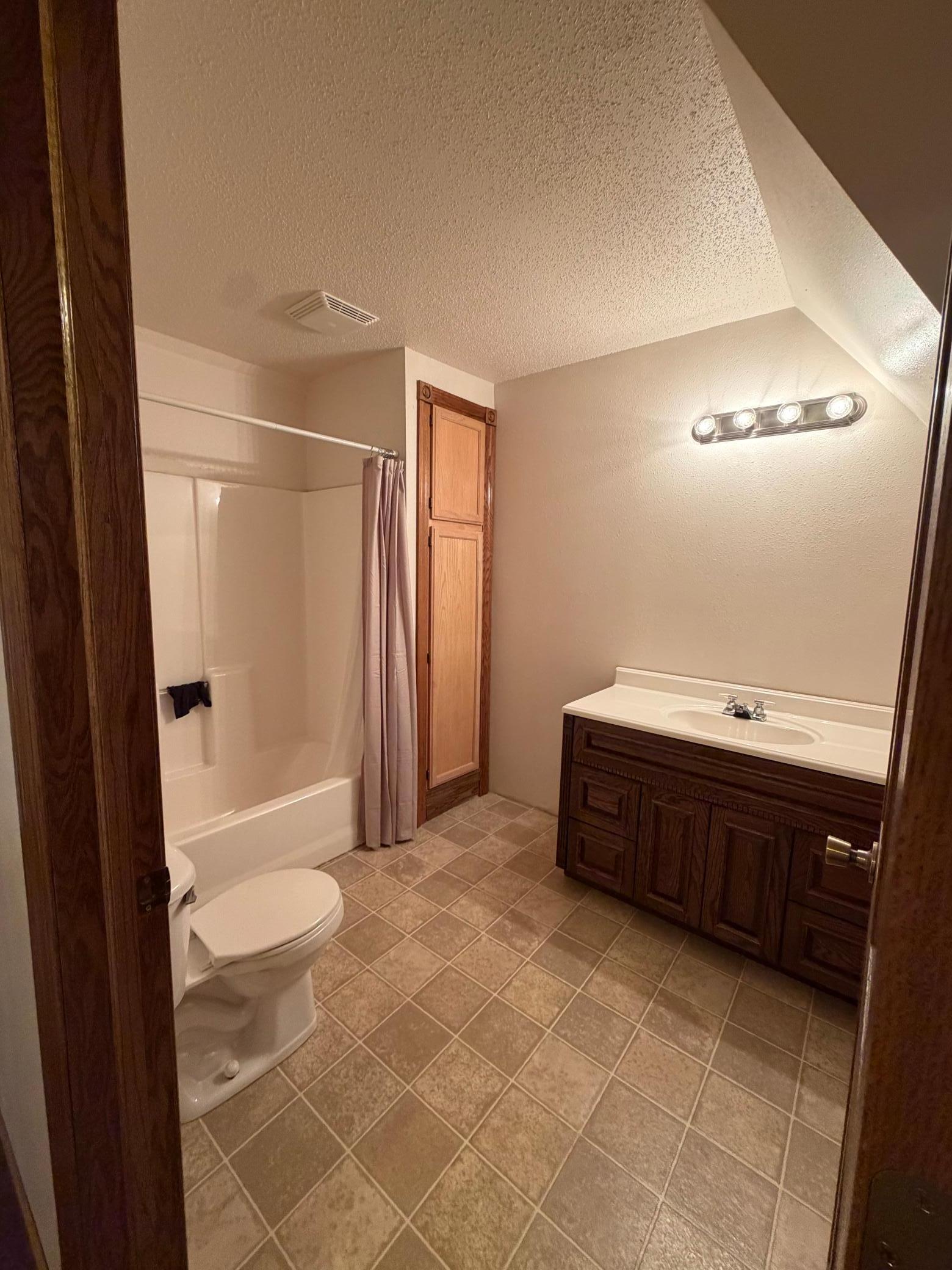 15th image of 409 9th St S, Fargo, ND 58103 | MLS# 7116802