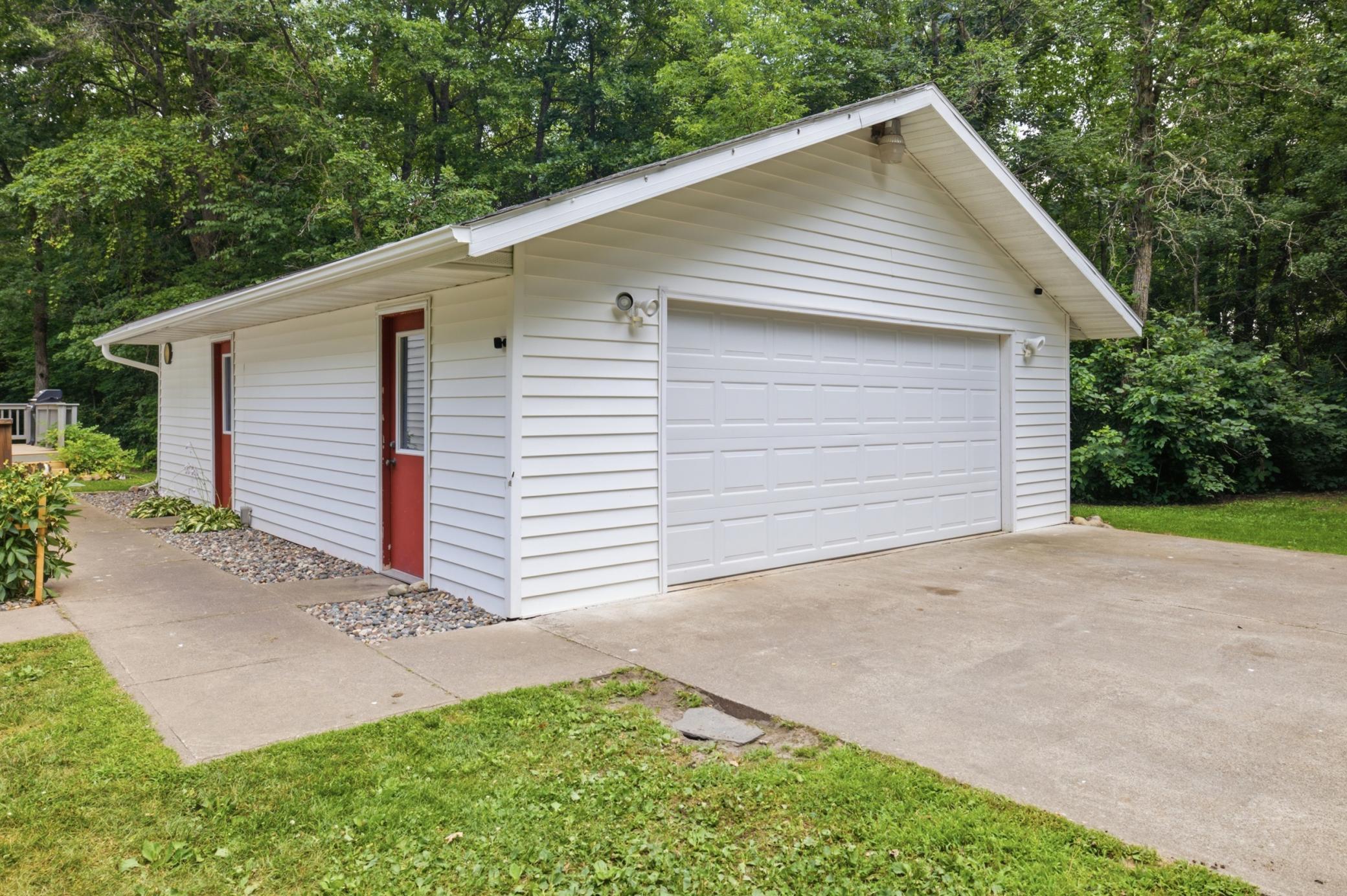 3rd image of 10878 Brent Dr, Brainerd, MN 56401 | MLS# 7116823