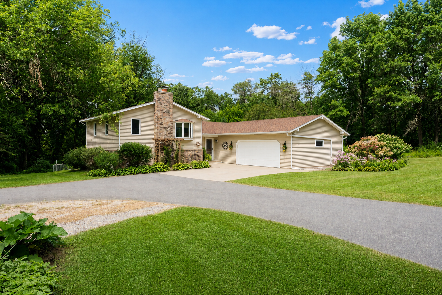 1st image of 1709 60th Ave Se, Rochester, MN 55904 | MLS# 7116826
