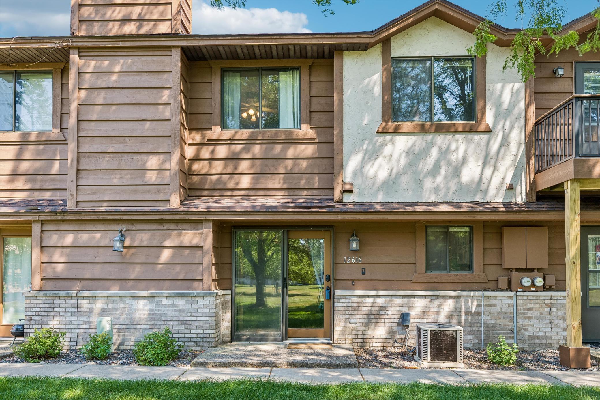 19th image of 12616 University Ave Nw, Minneapolis, MN 55448 | MLS# 7116838