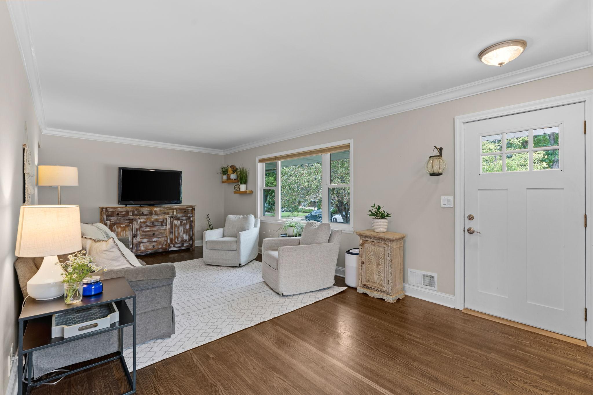 2nd image of 2652 Florida Ave S, Minneapolis, MN 55426 | MLS# 7116849