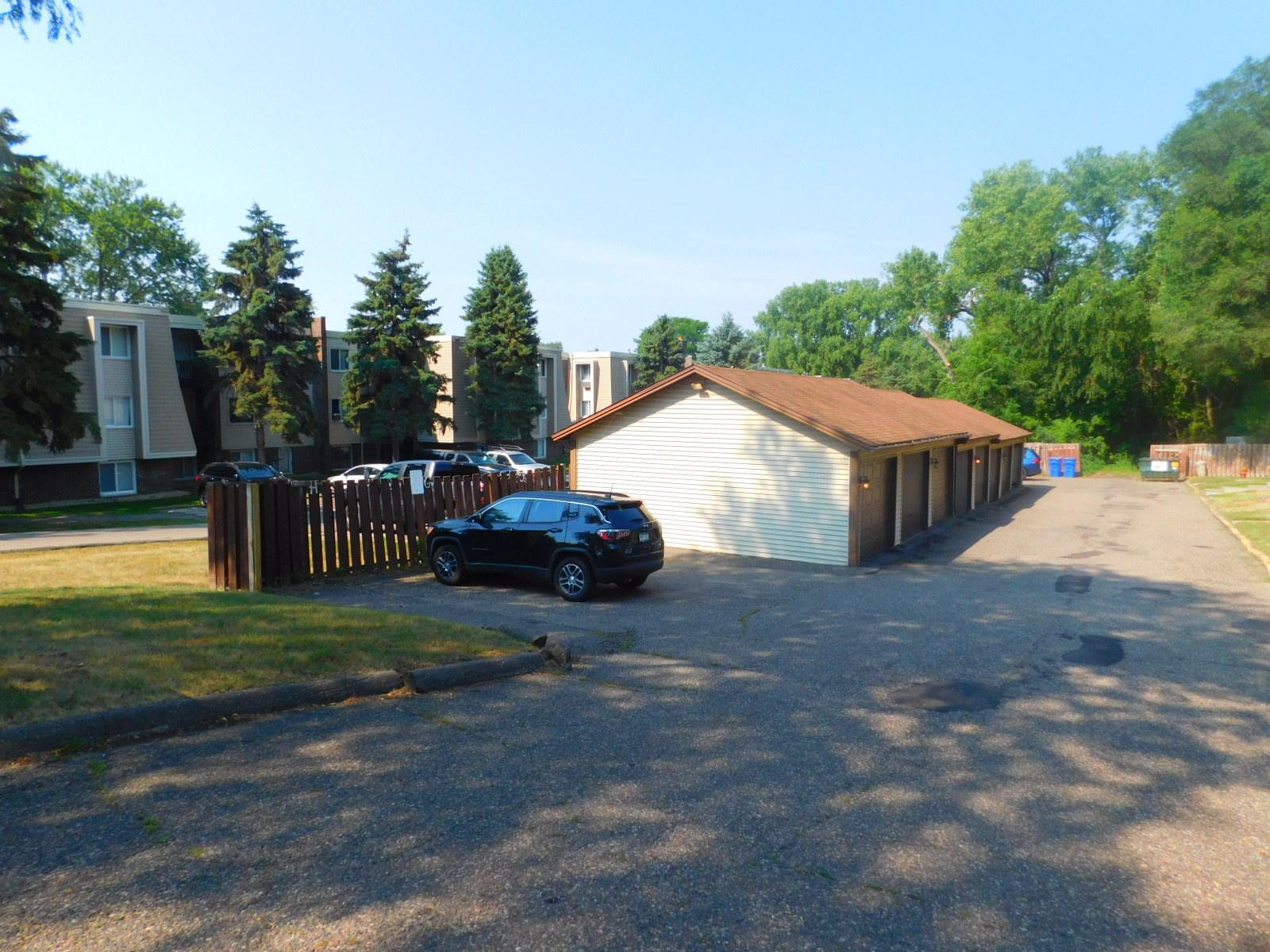 3rd image of 1477 Arkwright St #C, Saint Paul, MN 55130 | MLS# 7116872