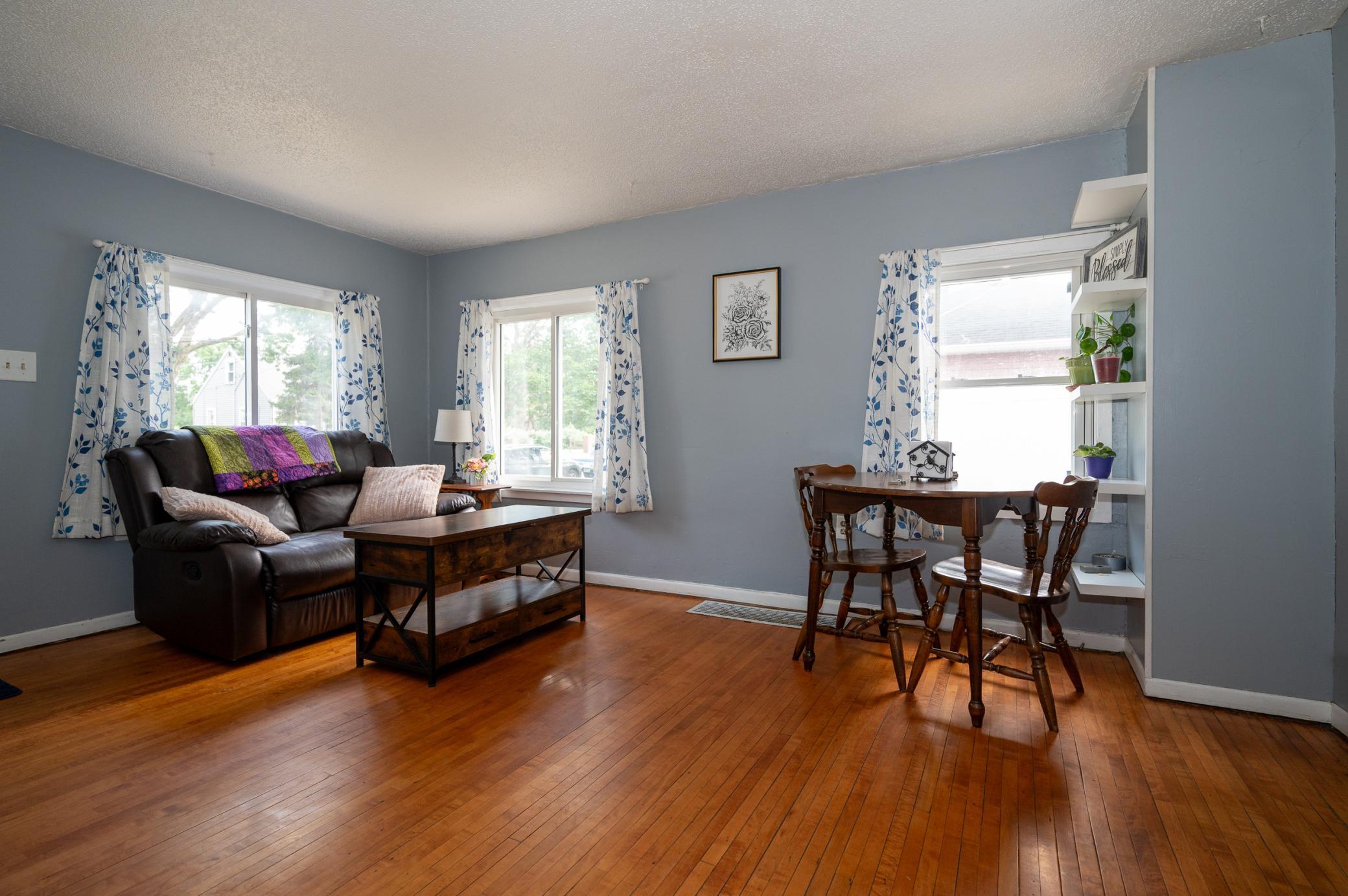 3rd image of 217 15Th Ave Ne, Rochester, MN 55906 | MLS# 7116893