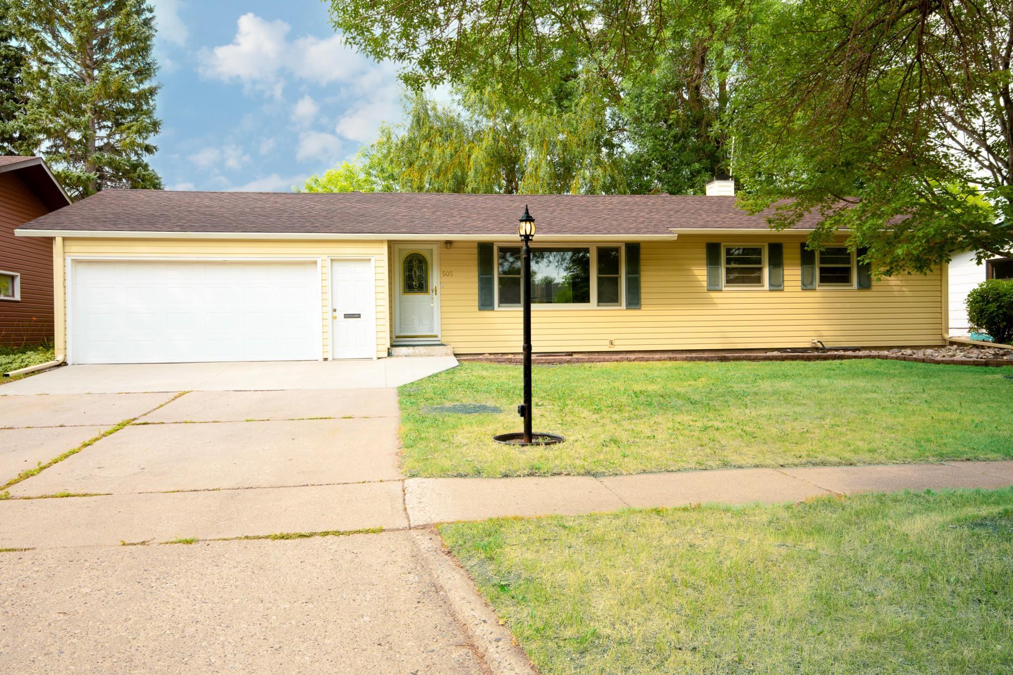 1st image of 505 Maple Ln S, Moorhead, MN 56560 | MLS# 7116919