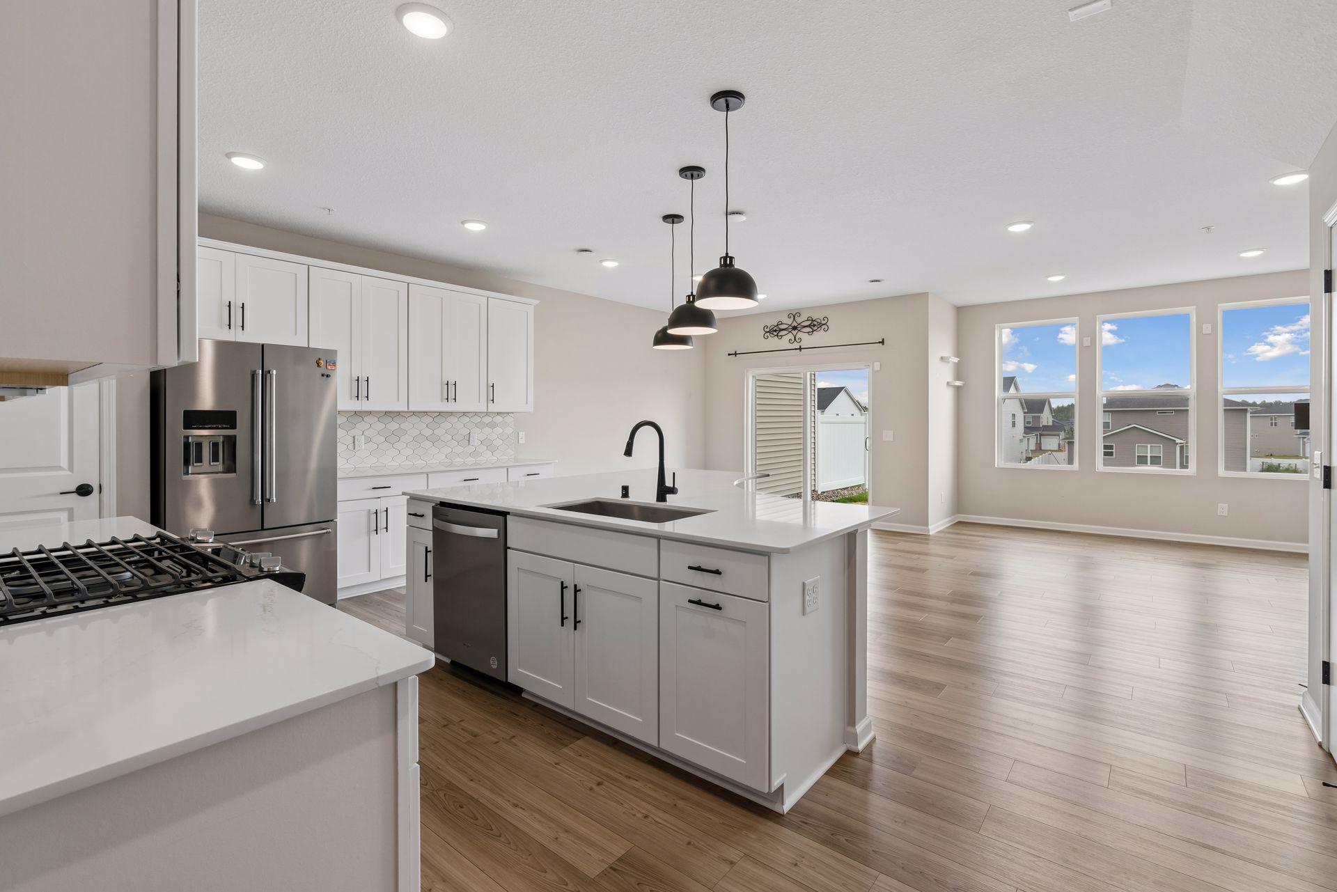 2nd image of 11327 Brookview Rd, Saint Paul, MN 55129 | MLS# 7116940