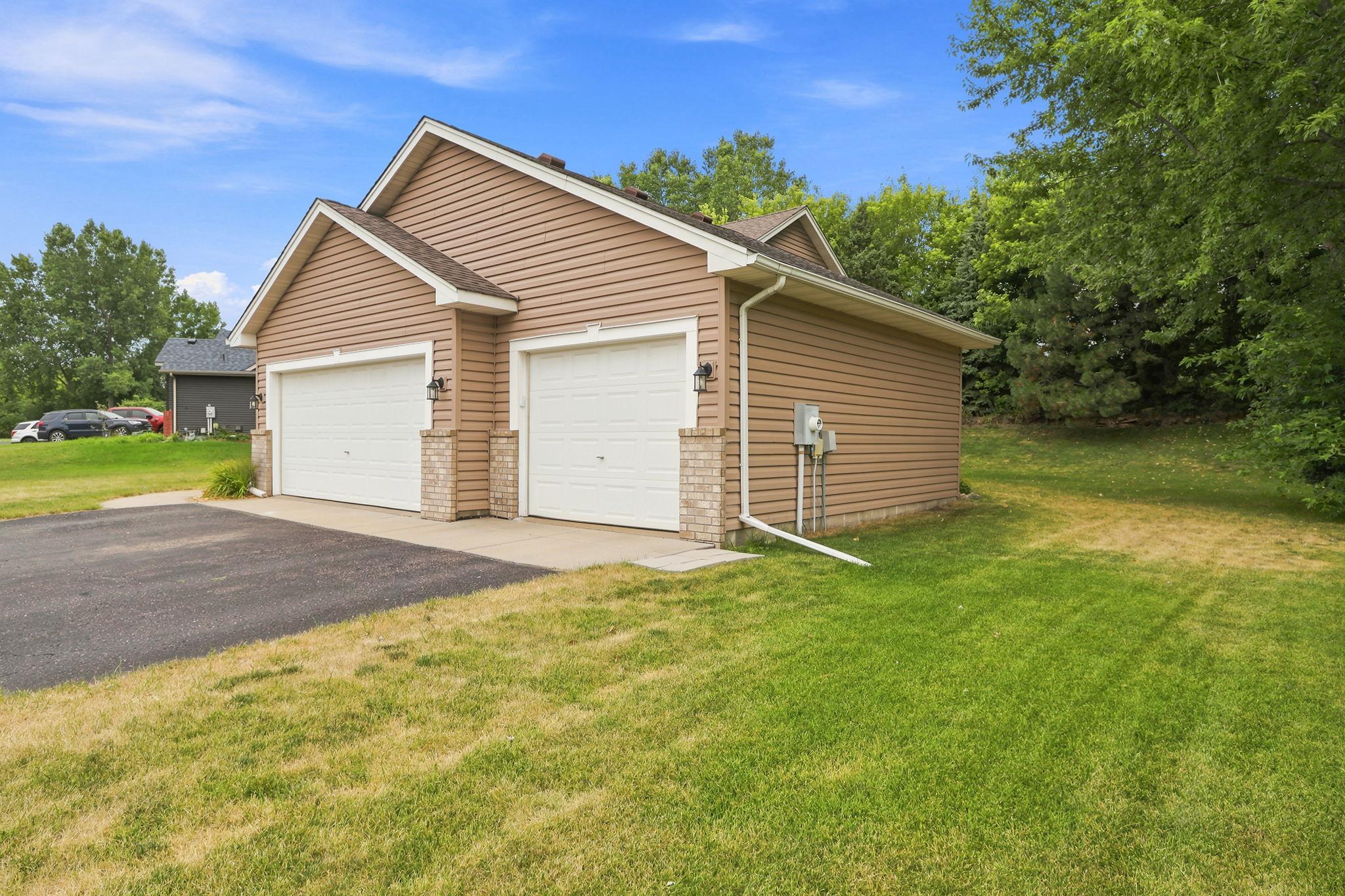 42nd image of 8182 Lori Ln, Saint Paul, MN 55125 | MLS# 7116947