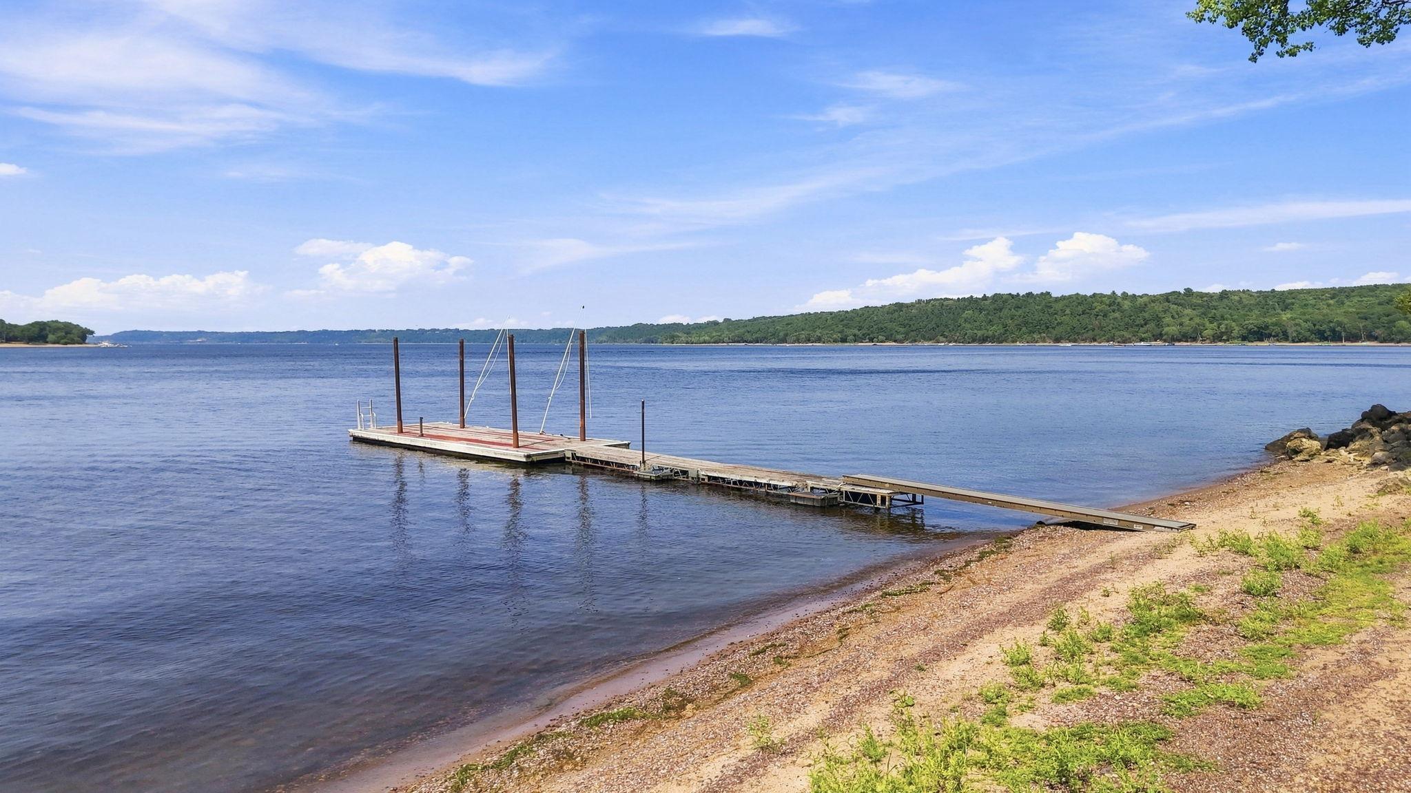 14th image of 186 Cove Ct, Hudson, WI 54016 | MLS# 7116952