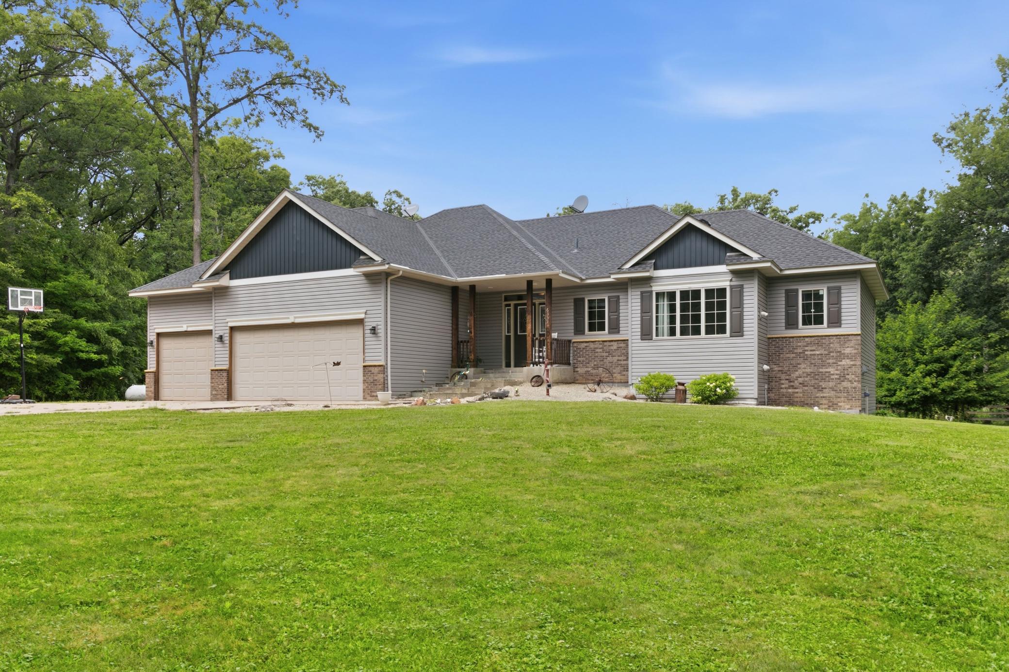 1st image of 6359 301st Ave Ne, North Branch, MN 55056 | MLS# 7116999