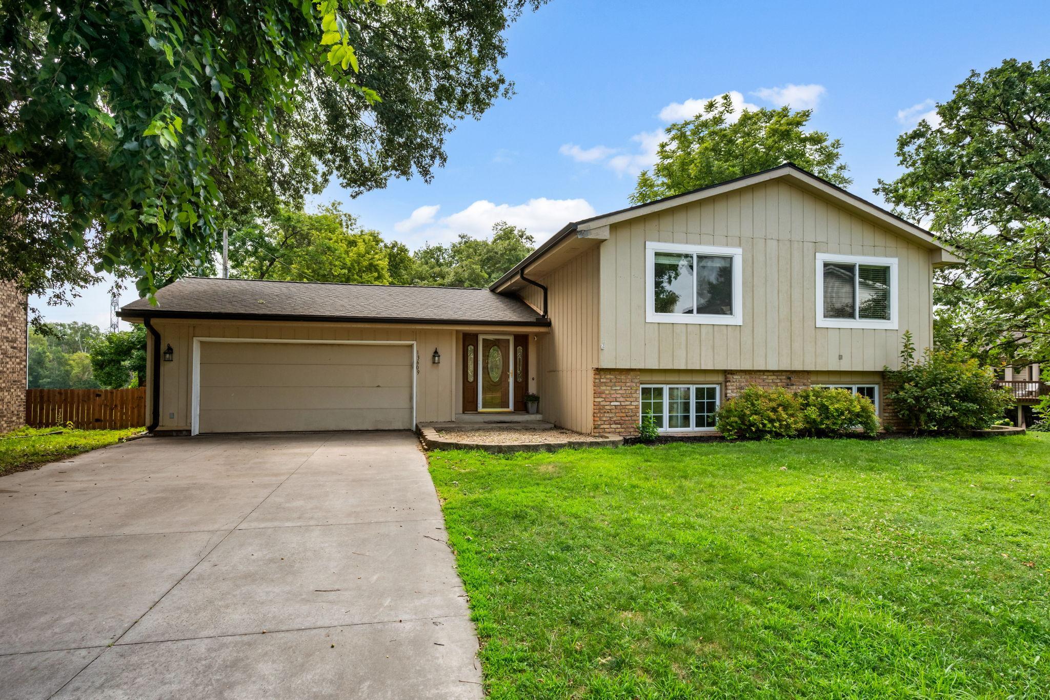1st image of 13609 62nd Ave N, Maple Grove, MN 55311 | MLS# 7117004