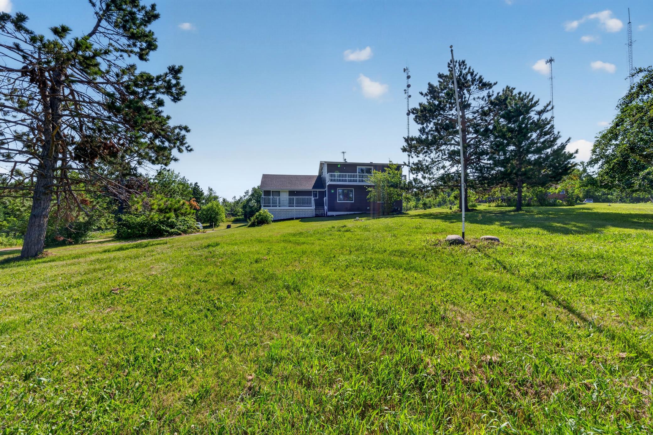2nd image of 1030 Augusta Dr Ne, Bemidji, MN 56601 | MLS# 7117064