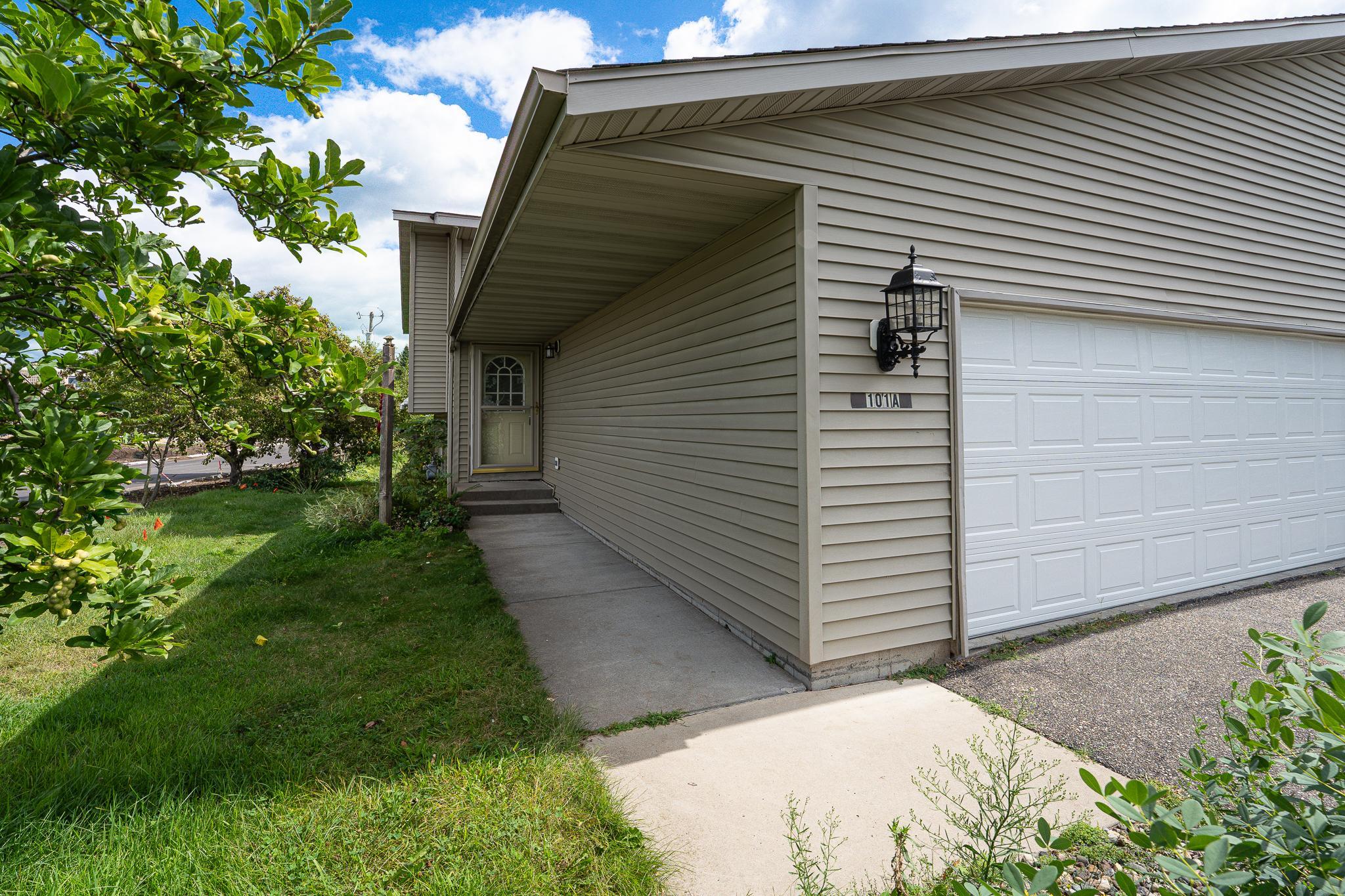 3rd image of 101 Farm St #A, Hastings, MN 55033 | MLS# 7117068