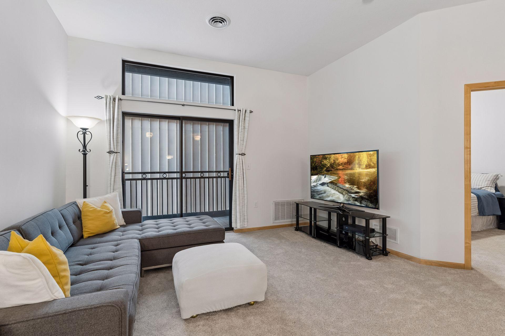 3rd image of 270 4Th St E #203, Saint Paul, MN 55101 | MLS# 7117074