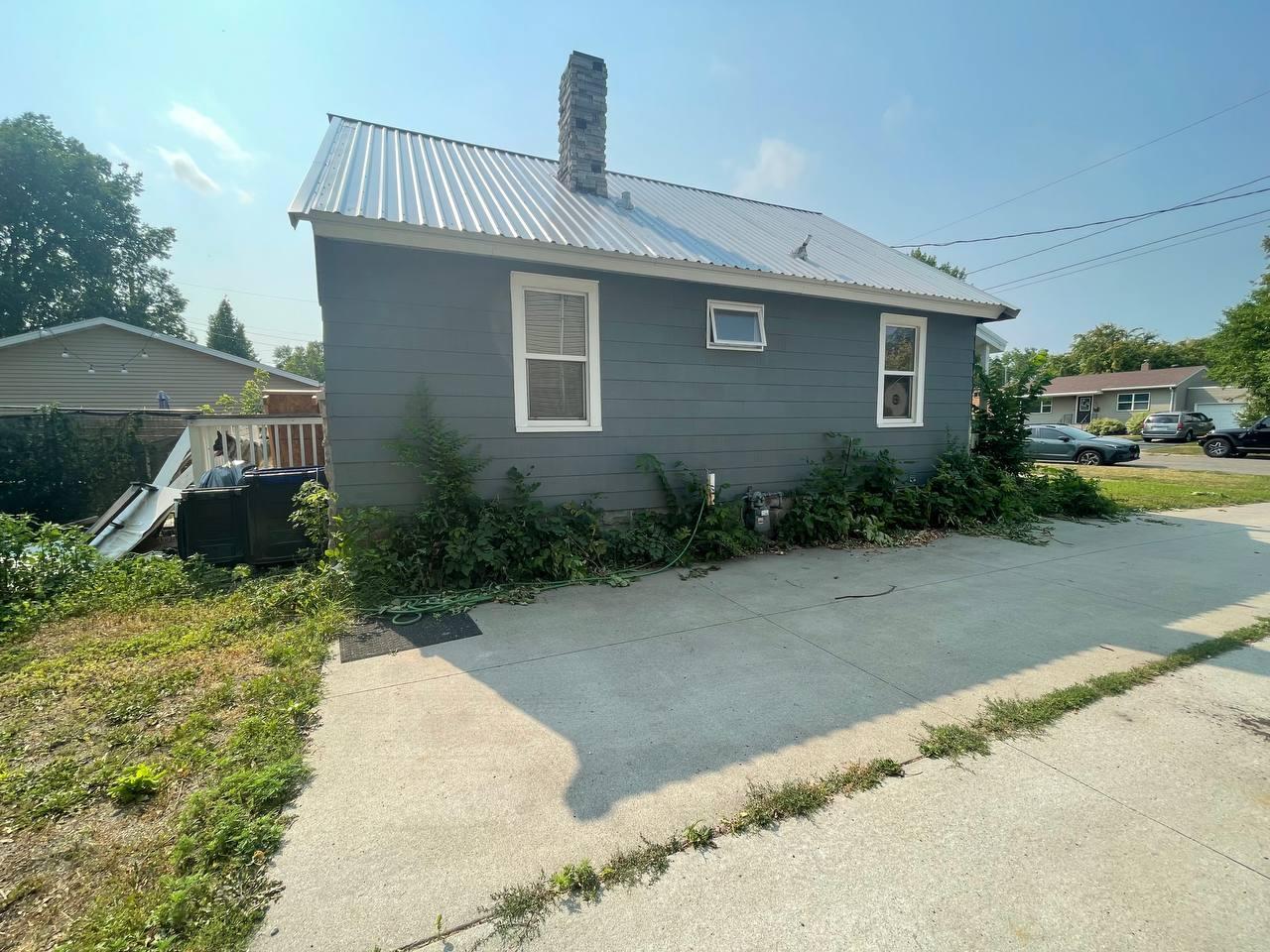 2nd image of 1205 3rd Ave S, Moorhead, MN 56560 | MLS# 7117102