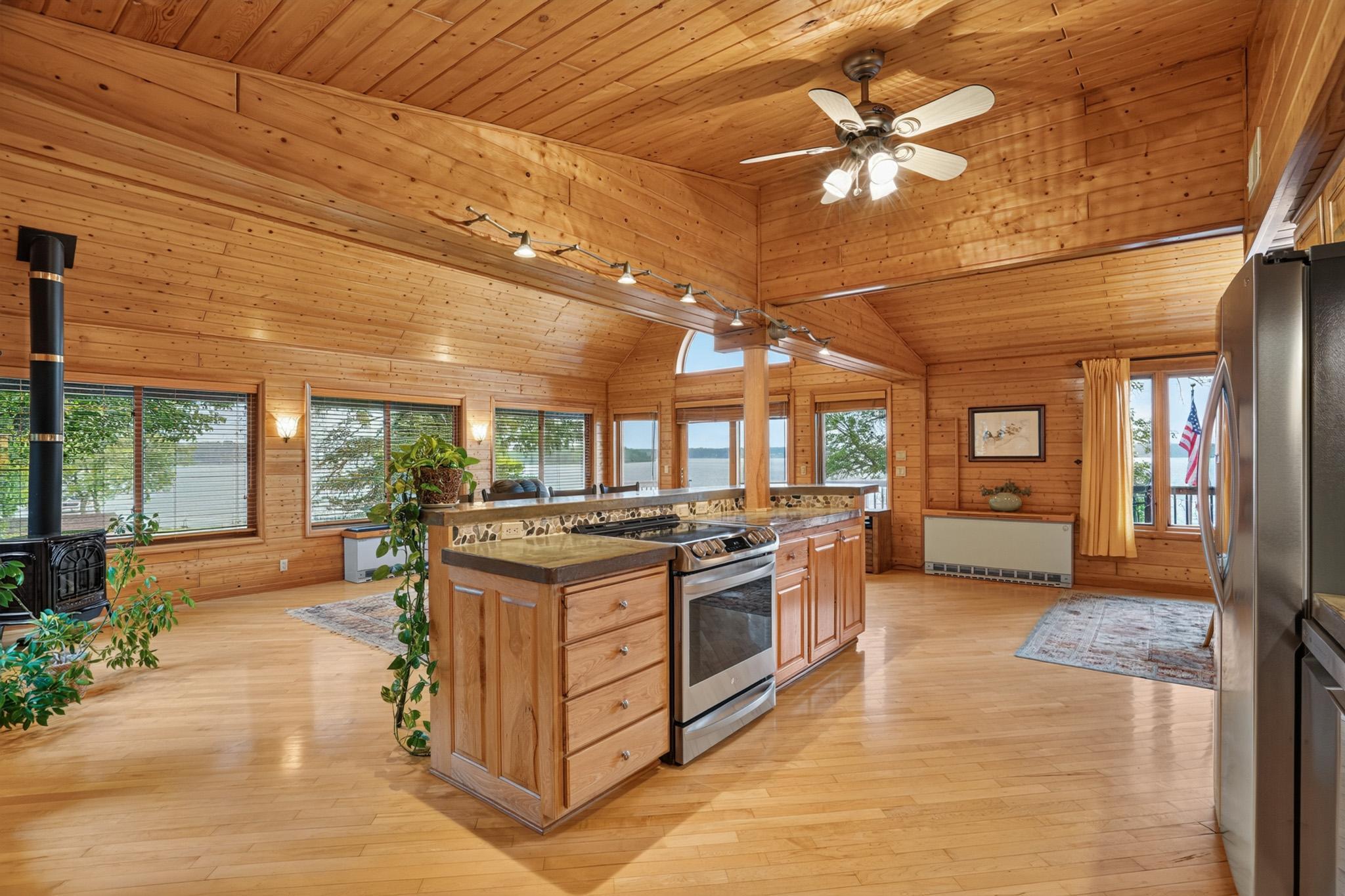 3rd image of 17365 Sunset Trl, Pine City, MN 55063 | MLS# 7117129
