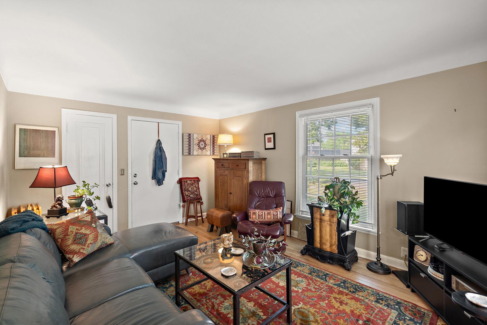5th image of 3707-3709 Joppa Ave S, Saint Louis Park, MN 55416 | MLS# 7117146