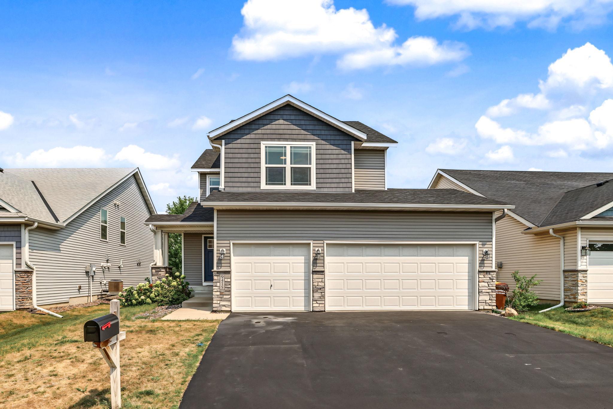 1st image of 9415 Toledo Ln N, Brooklyn Park, MN 55443 | MLS# 7117148