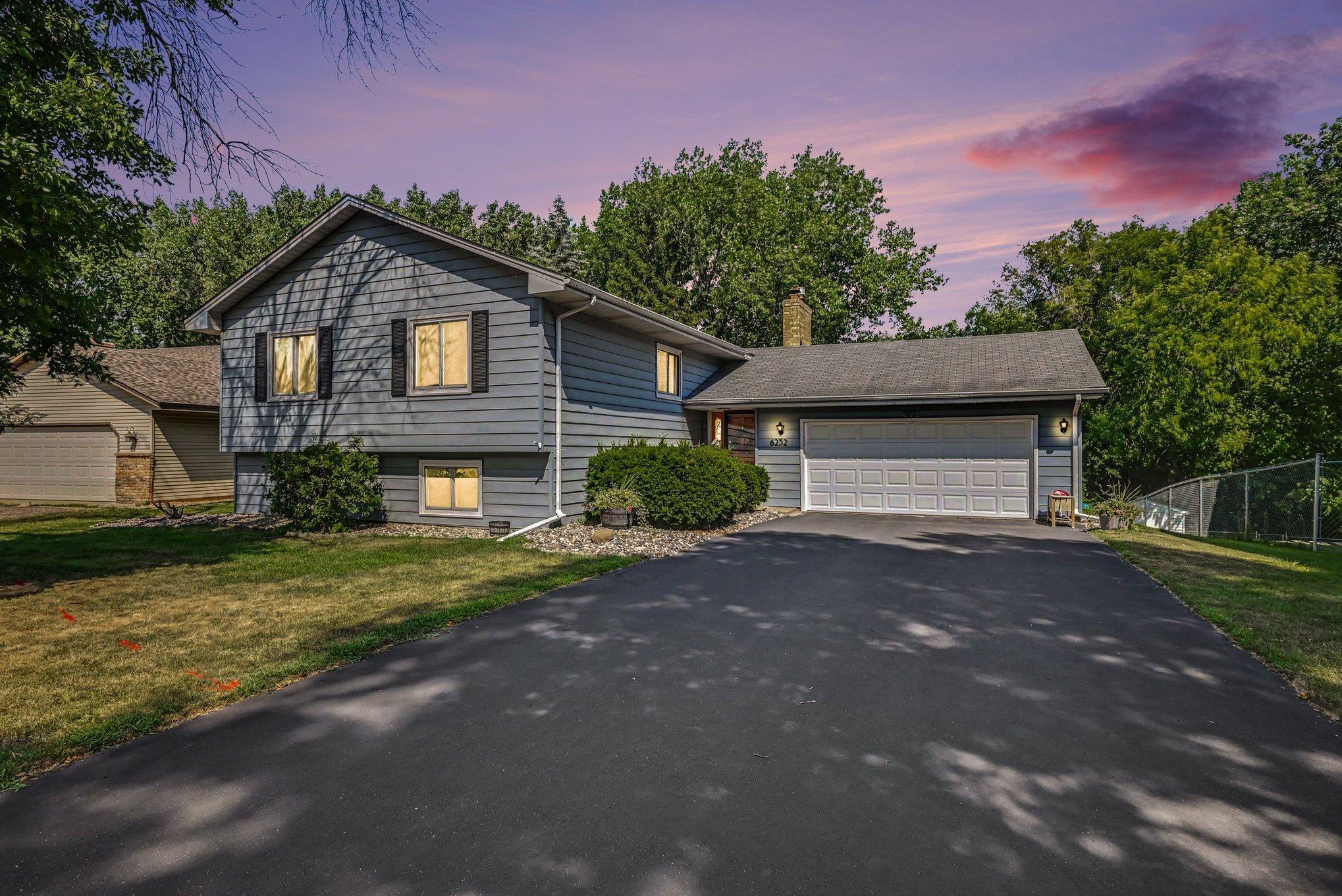 2nd image of 6232 Decatur Ave N, Brooklyn Park, MN 55428 | MLS# 7117152