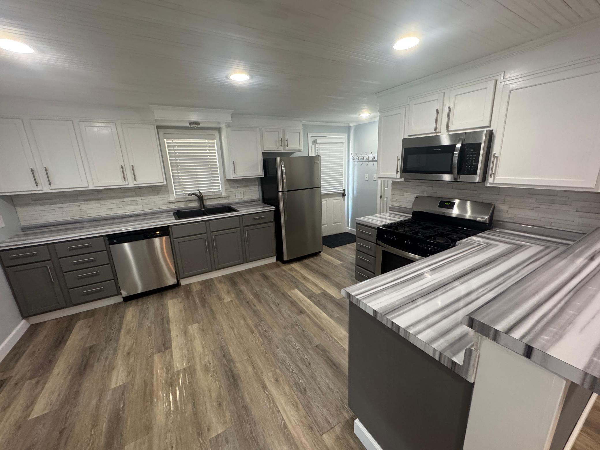 4th image of 1030 West Ave, Detroit Lakes, MN 56501 | MLS# 7117164