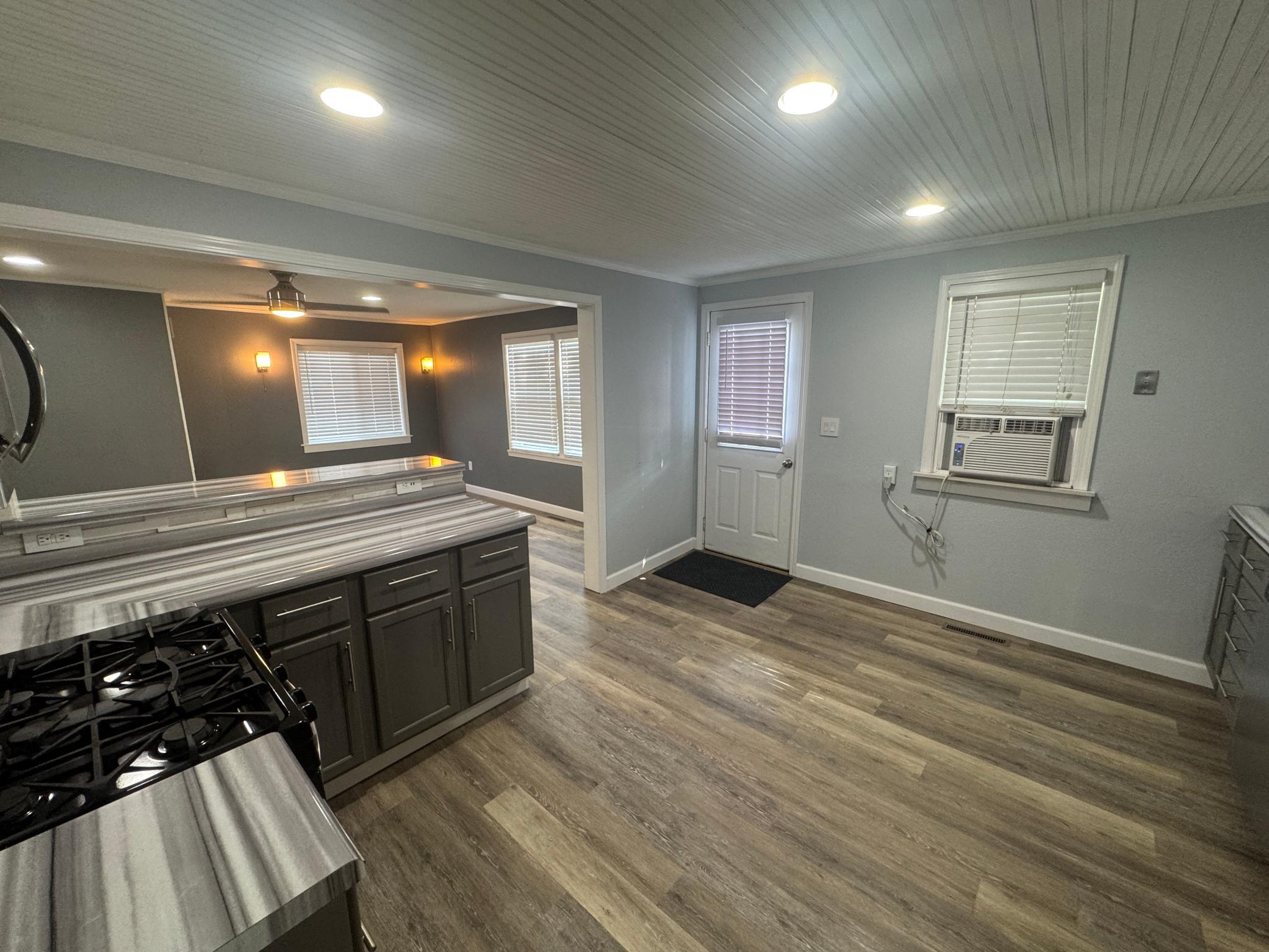 5th image of 1030 West Ave, Detroit Lakes, MN 56501 | MLS# 7117164