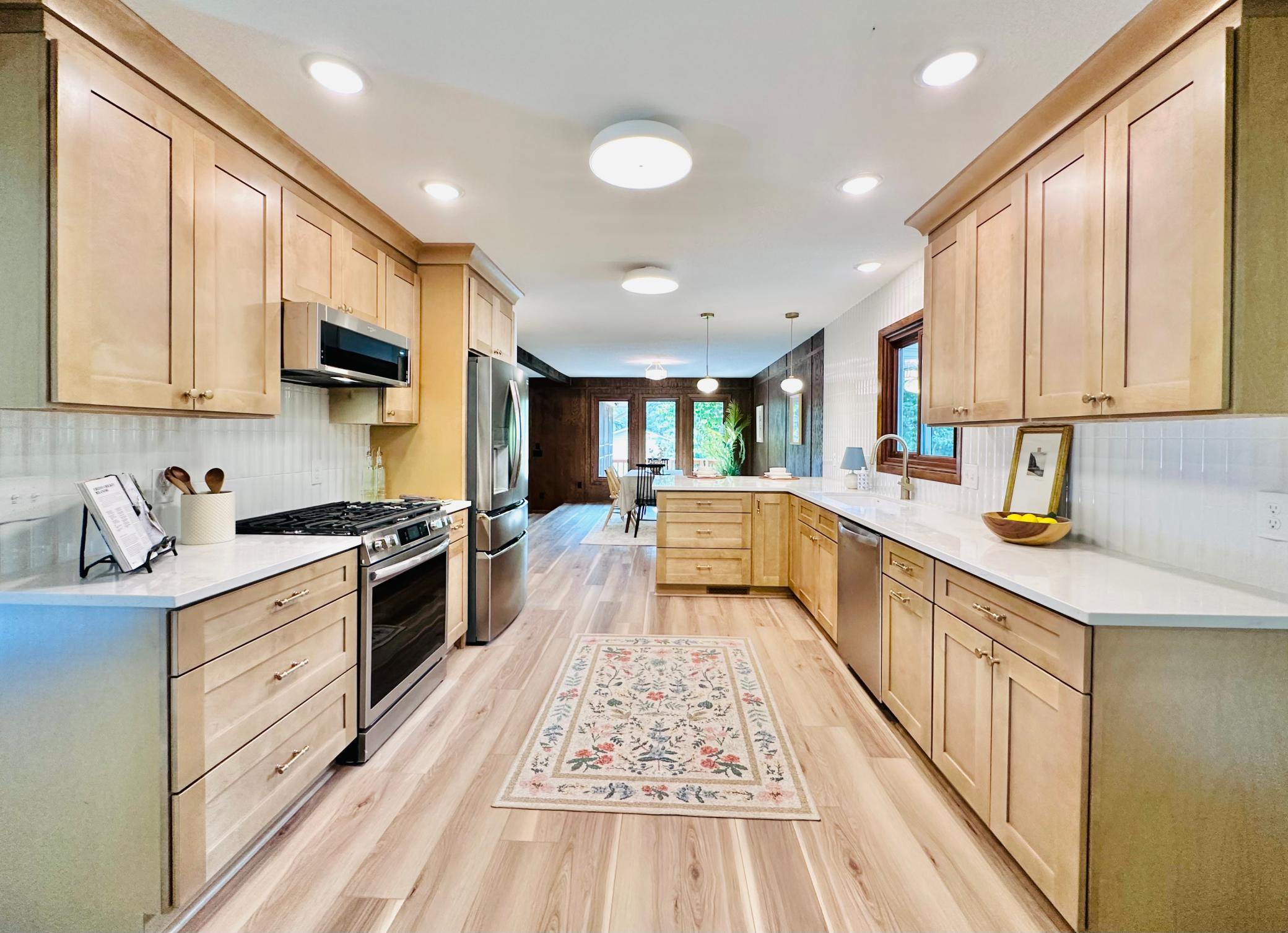 4th image of 1915 Twin Circle Dr, Saint Paul, MN 55118 | MLS# 7117172