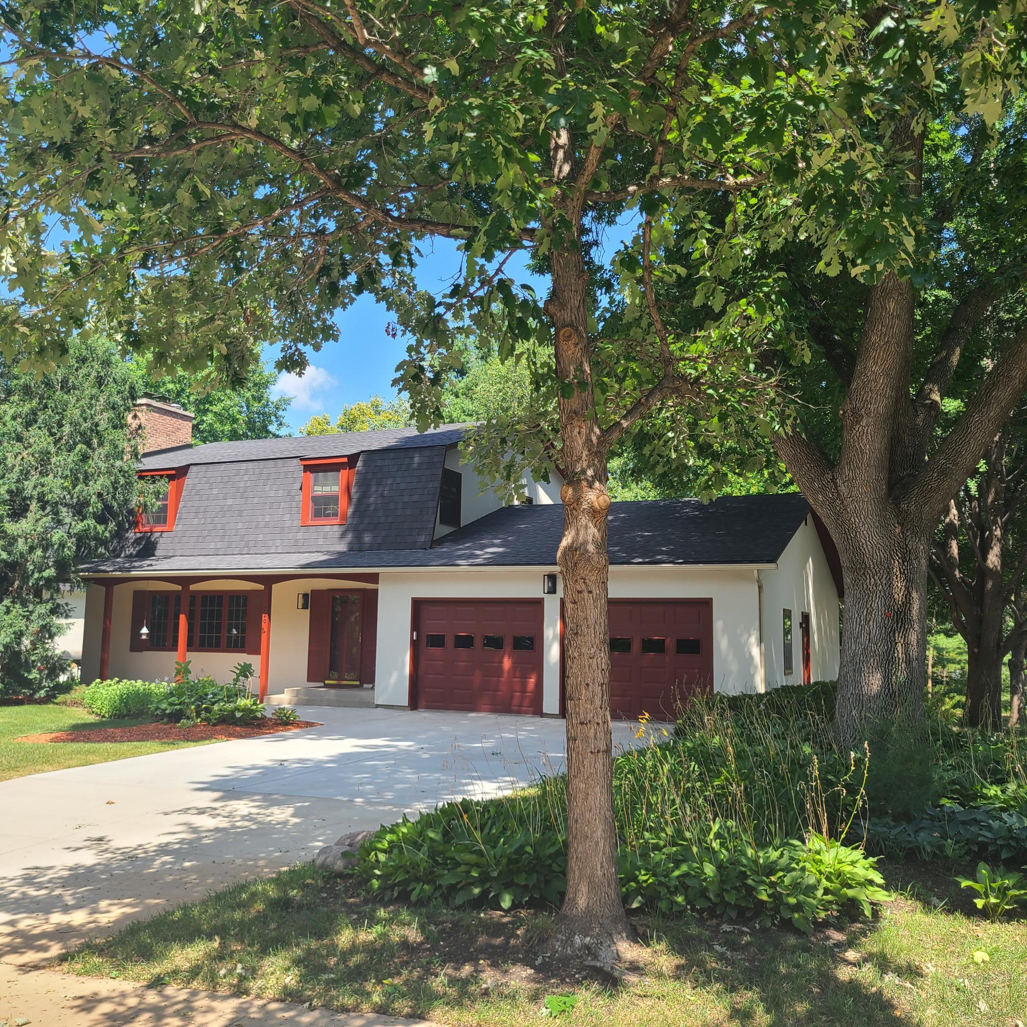 1st image of 720 Highland Ave, Northfield, MN 55057 | MLS# 7117196