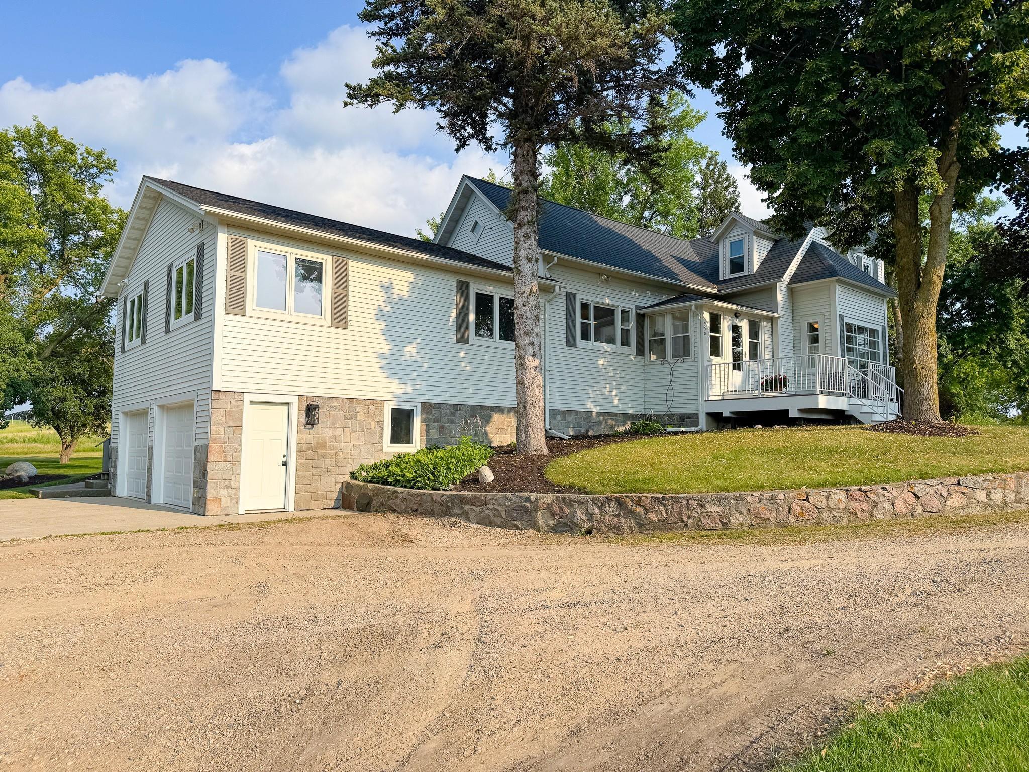 1st image of 550 Guttenberg Hts, Fergus Falls, MN 56537 | MLS# 7117201
