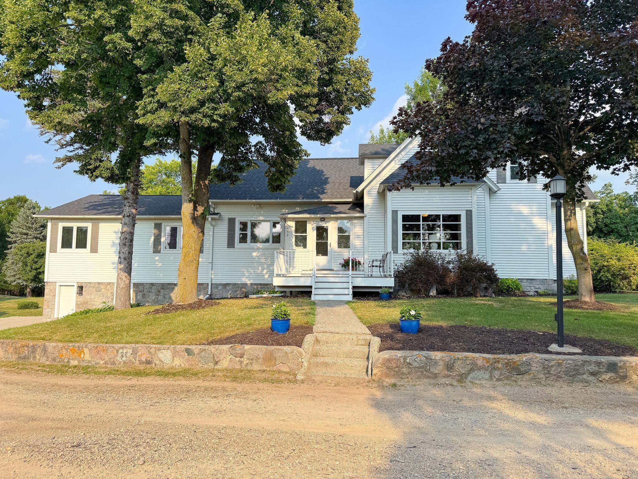 2nd image of 550 Guttenberg Hts, Fergus Falls, MN 56537 | MLS# 7117201