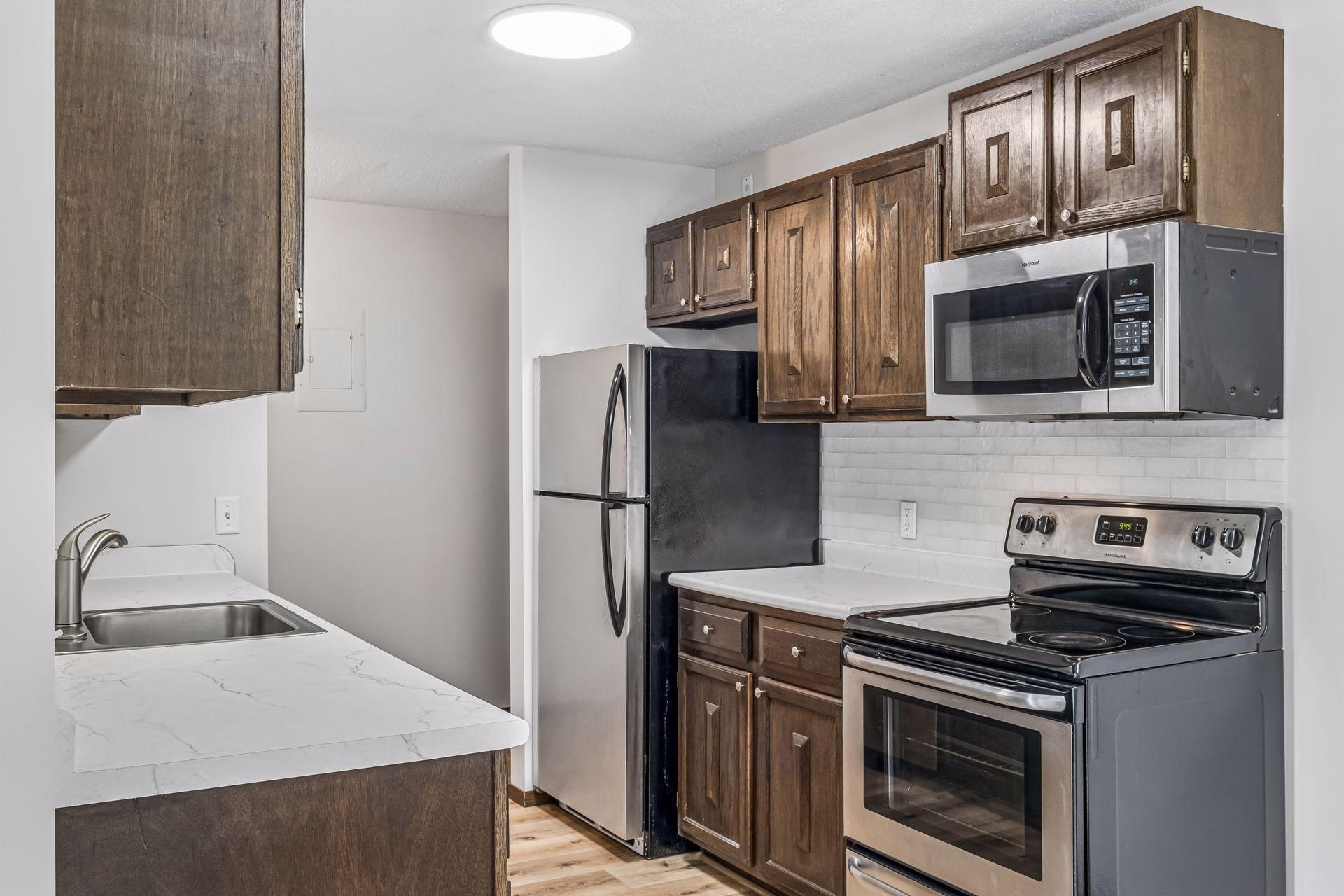 4th image of 4009 Heritage Hills Dr #207, Minneapolis, MN 55437 | MLS# 7117203