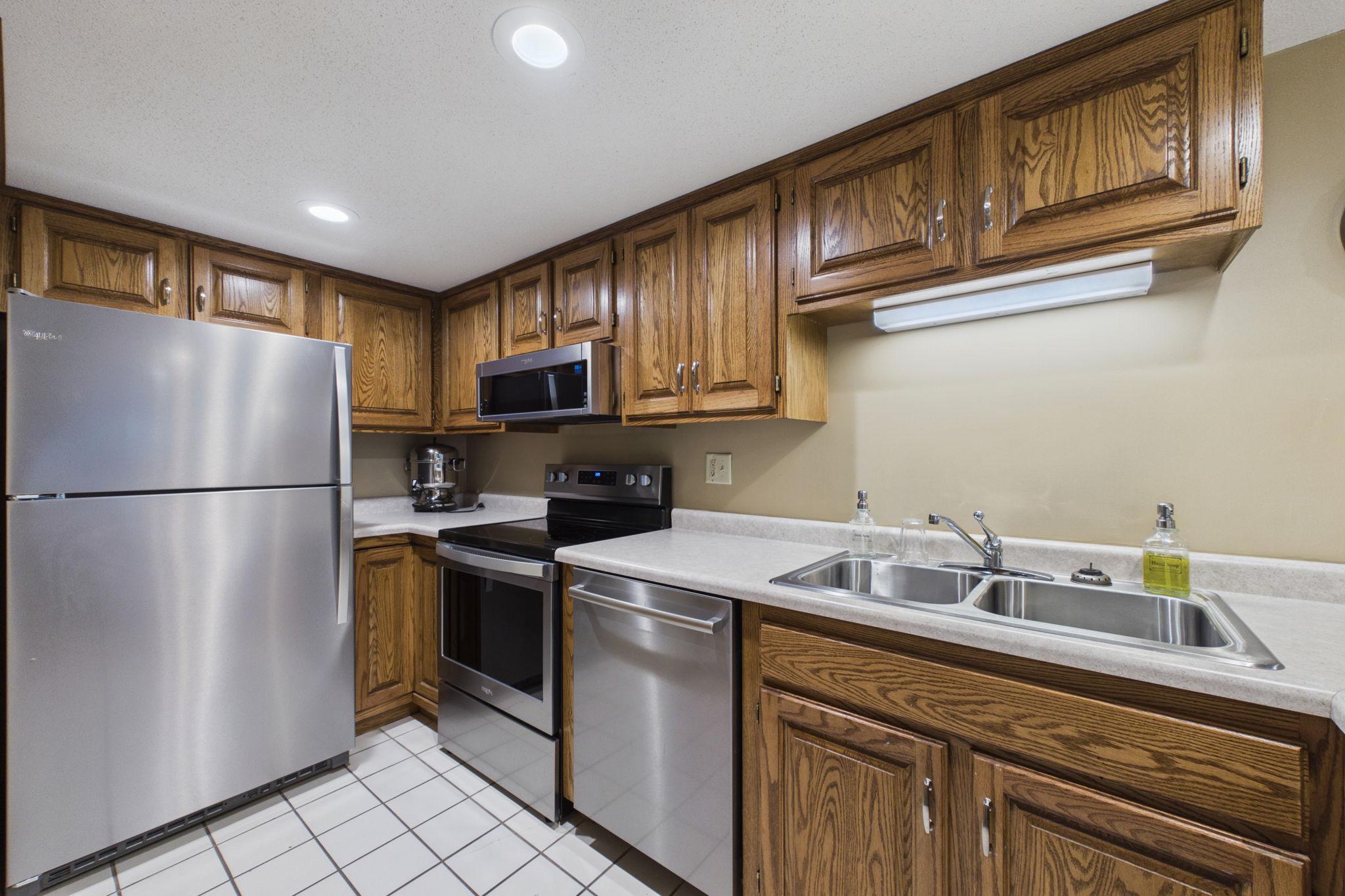 26th image of 1021 Sibley Memorial Hwy #204, Mendota Heights, MN 55118 | MLS# 7117256