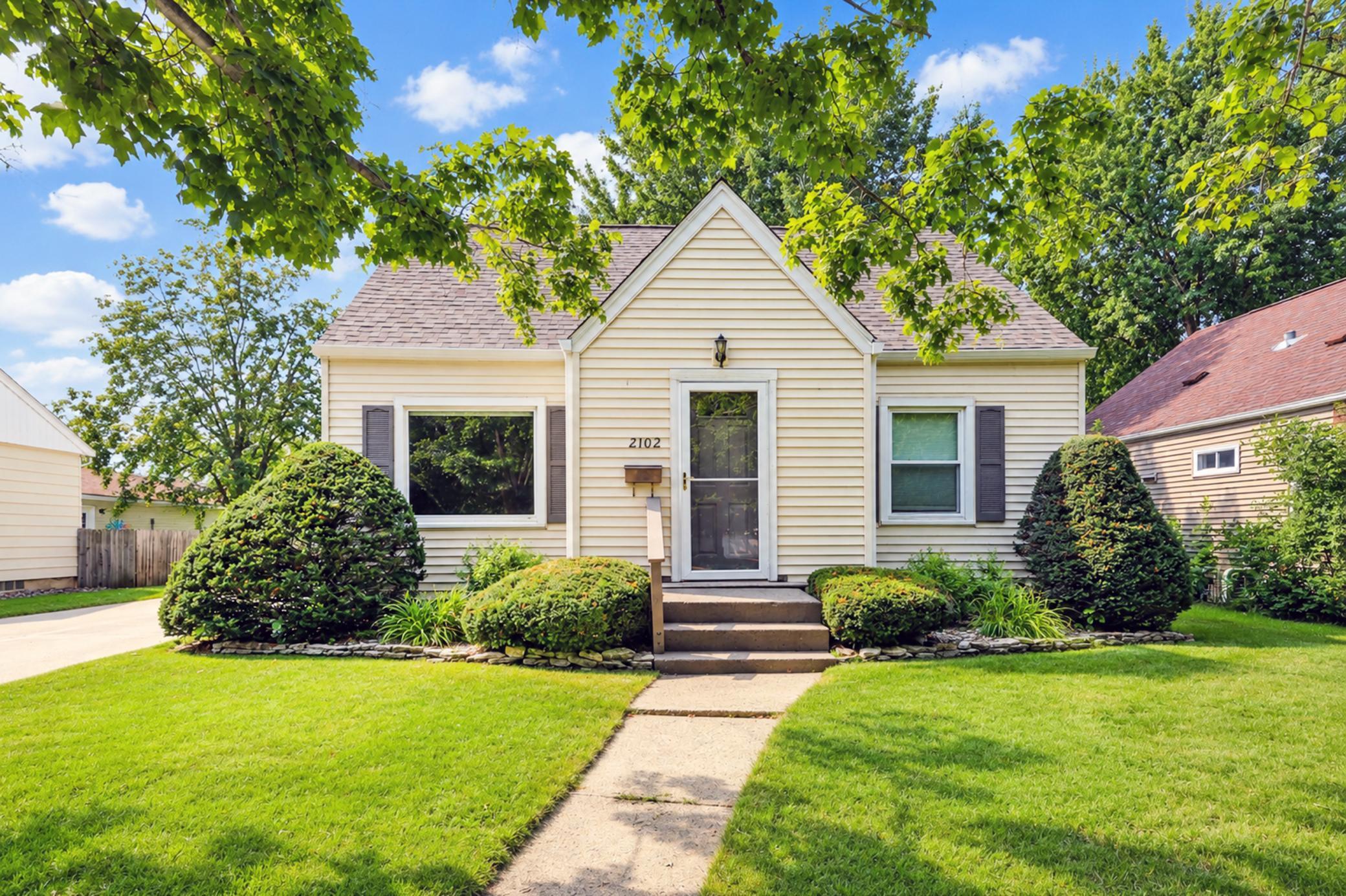 1st image of 2102 E Oakland Ave, Austin, MN 55912 | MLS# 7117258