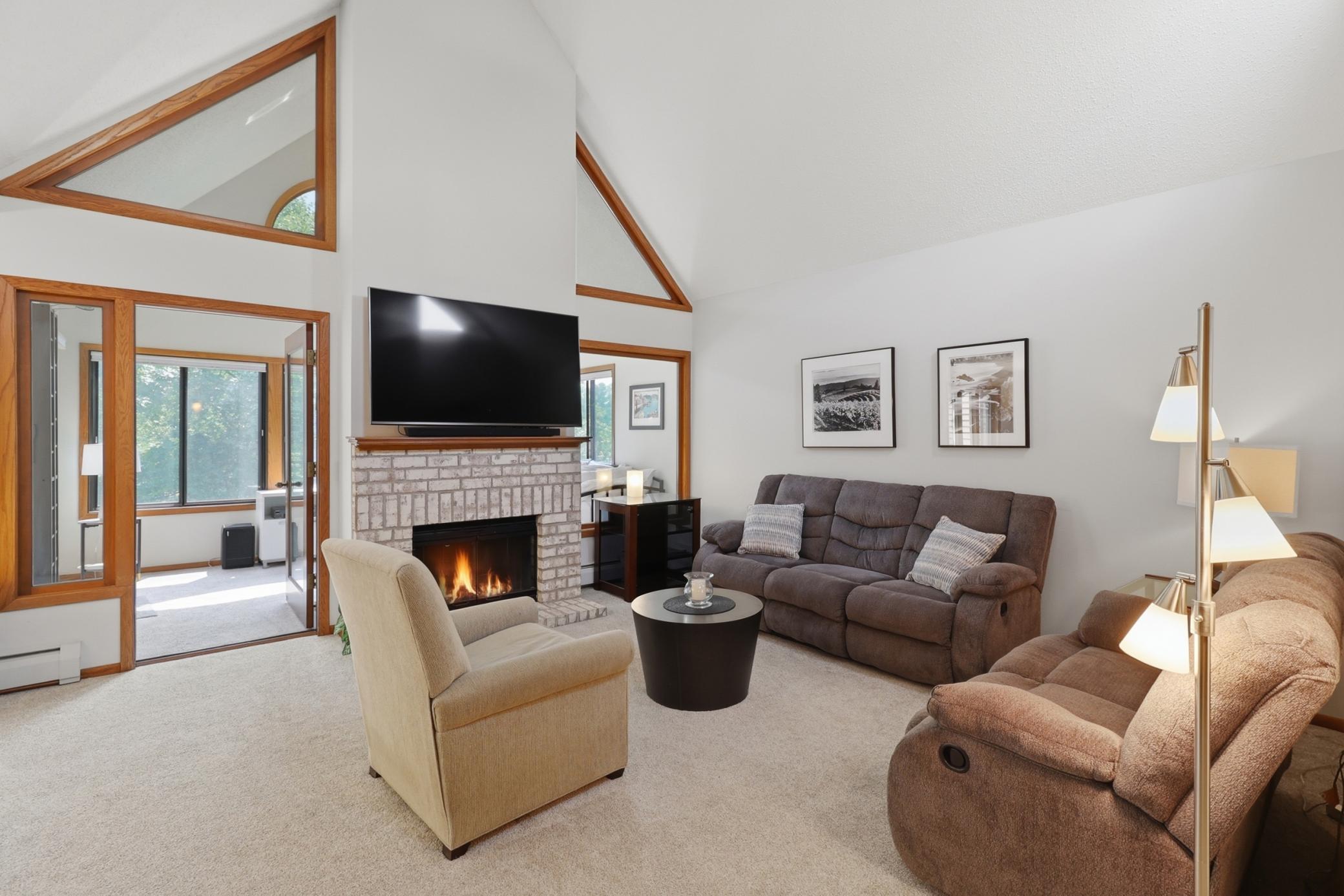 4th image of 6100 Auto Clb Rd, Bloomington, MN 55438