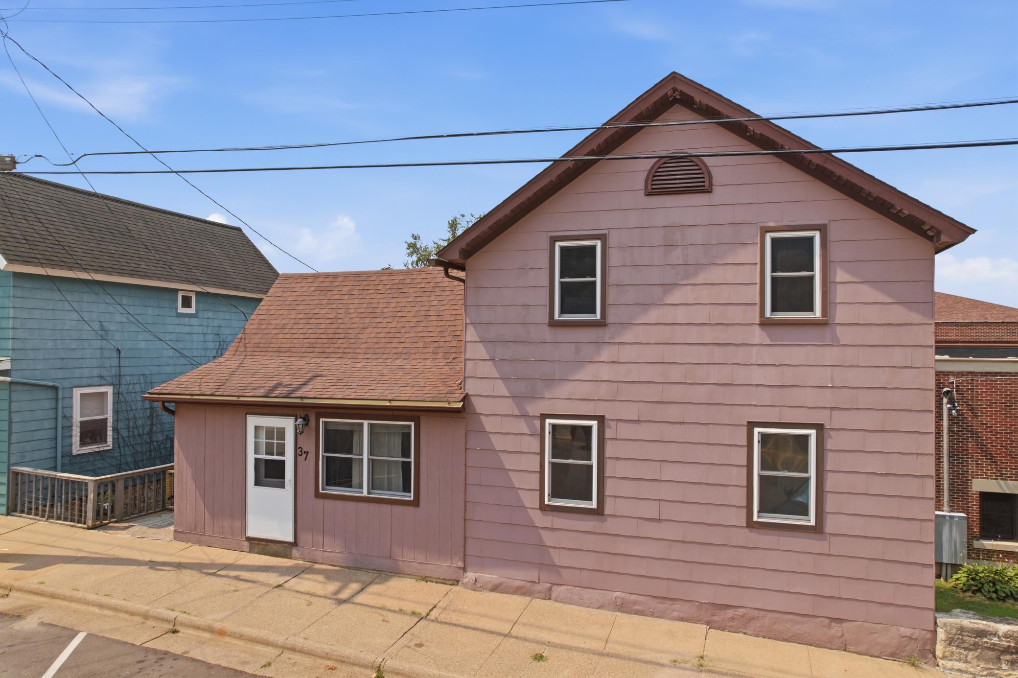 1st image of 37 N Hill St, Fountain City, WI 54629 | MLS# 7117274