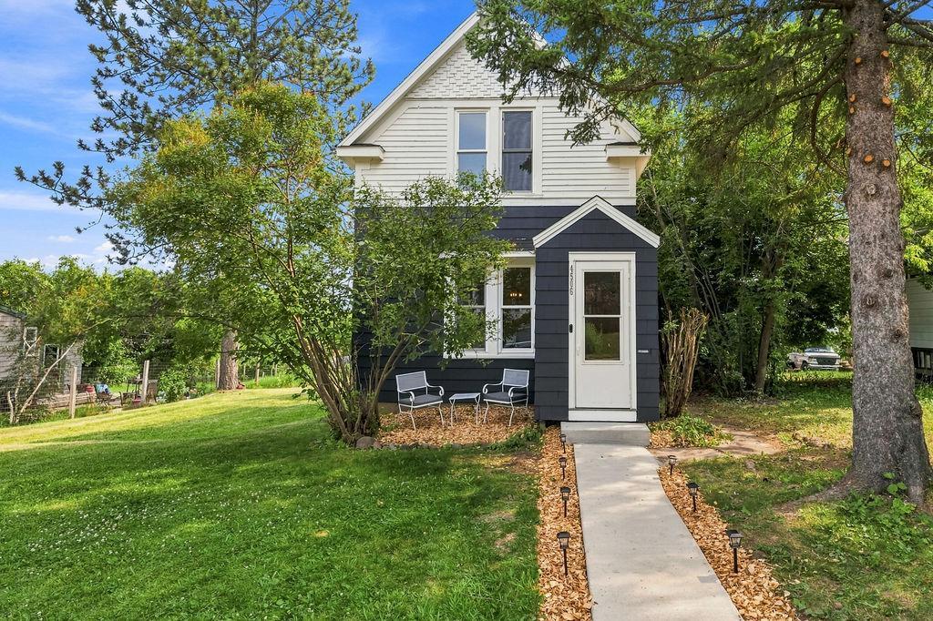 3rd image of 4506 Dodge St, Duluth, MN 55804 | MLS# 7117301