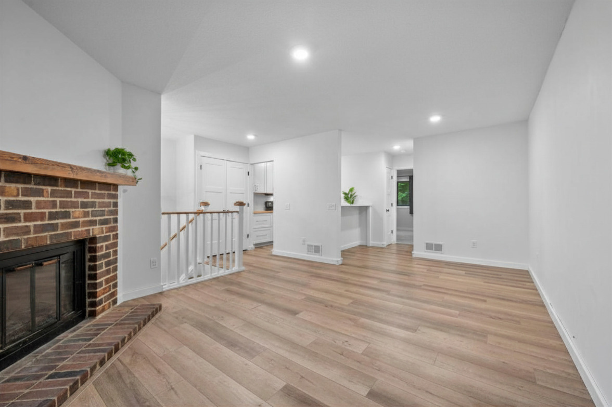 2nd image of 4113 Cj Cir Se, Prior Lake, MN 55372 | MLS# 7117320