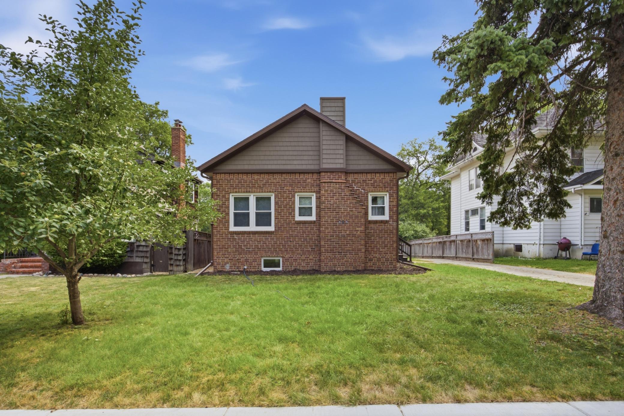 2nd image of 618 6th St S, Moorhead, MN 56560 | MLS# 7117352