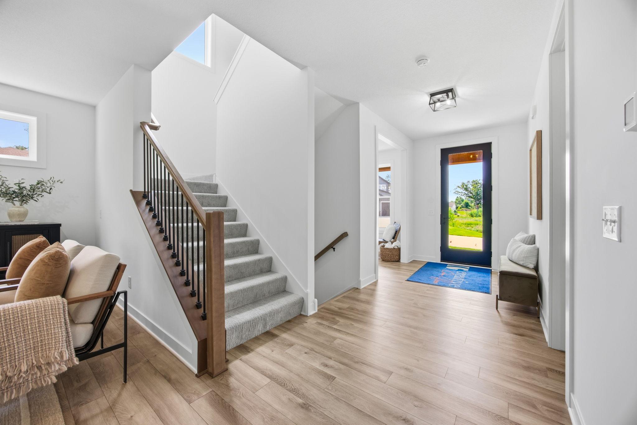 4th image of 2415 Laurie Ct, Saint Paul, MN 55113 | MLS# 7117369
