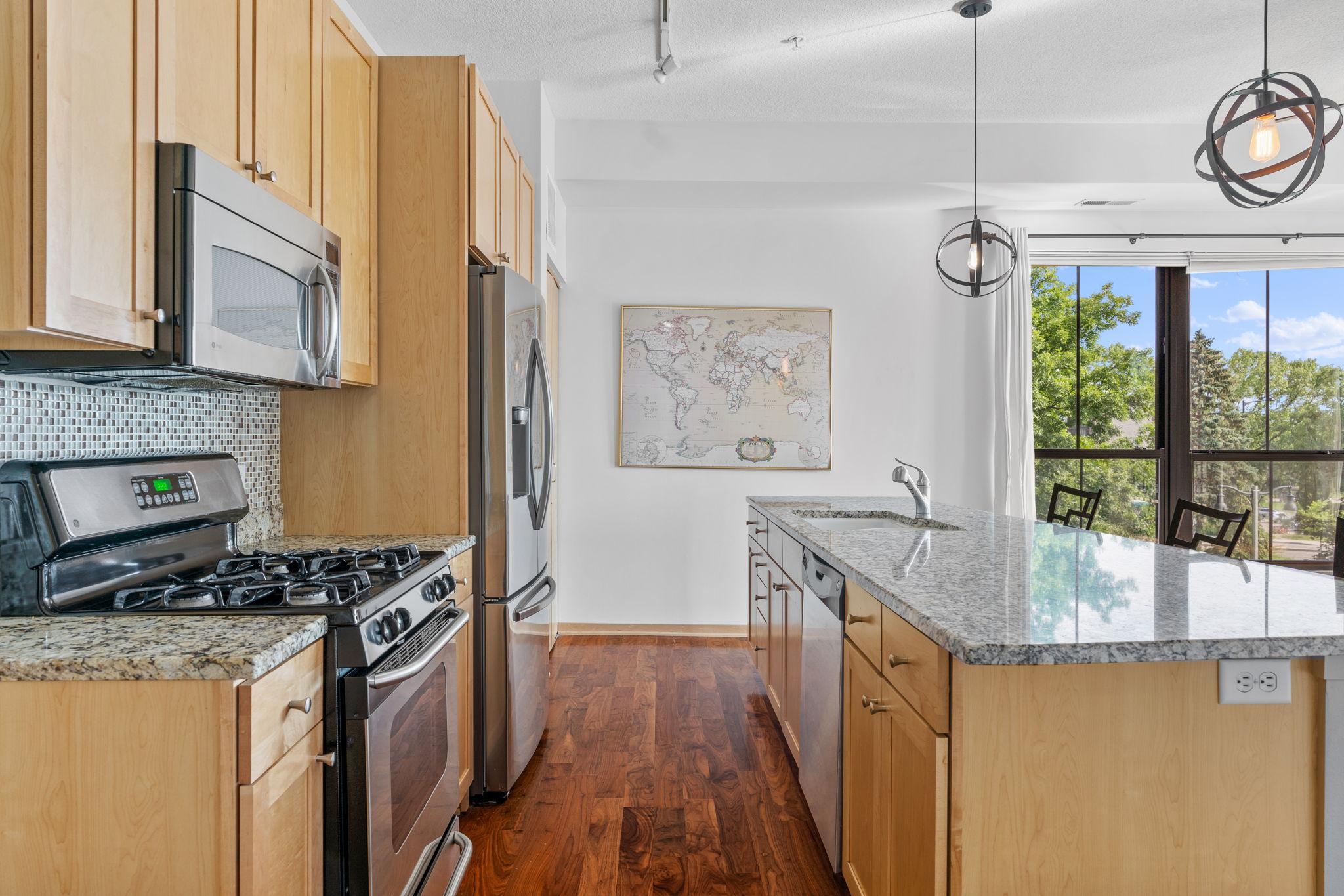 4th image of 4525 Park Commons Dr #201, Minneapolis, MN 55416 | MLS# 7117382