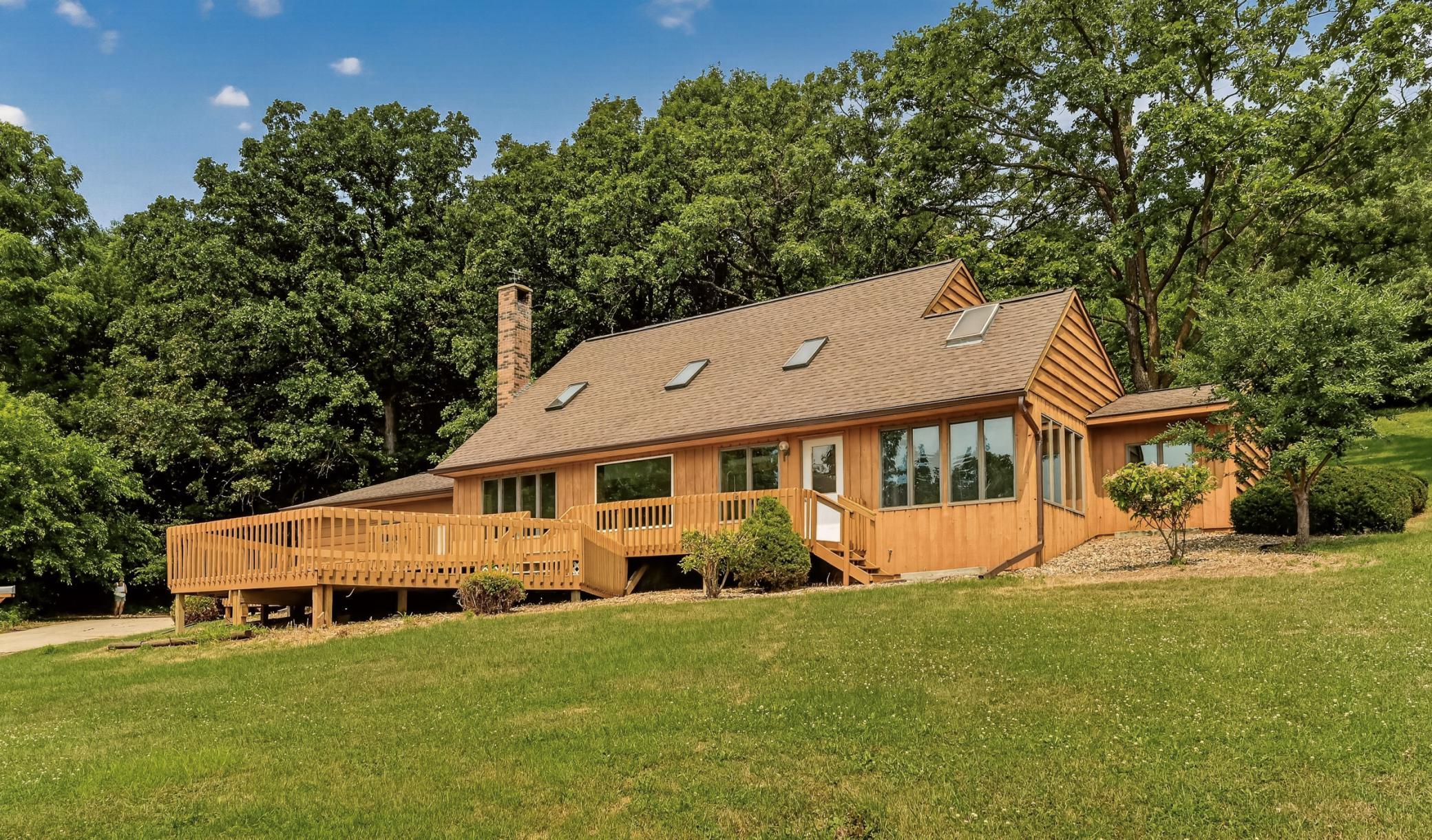 2nd image of 1007 Sunset Rd, Preston, MN 55965 | MLS# 7117383