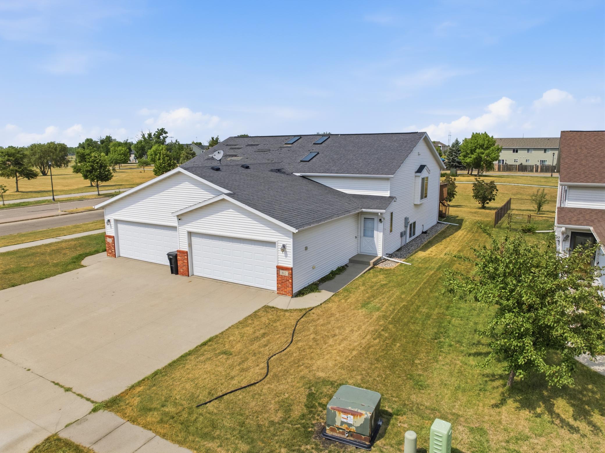 2nd image of 812 34th Ave W, West Fargo, ND 58078 | MLS# 7117394