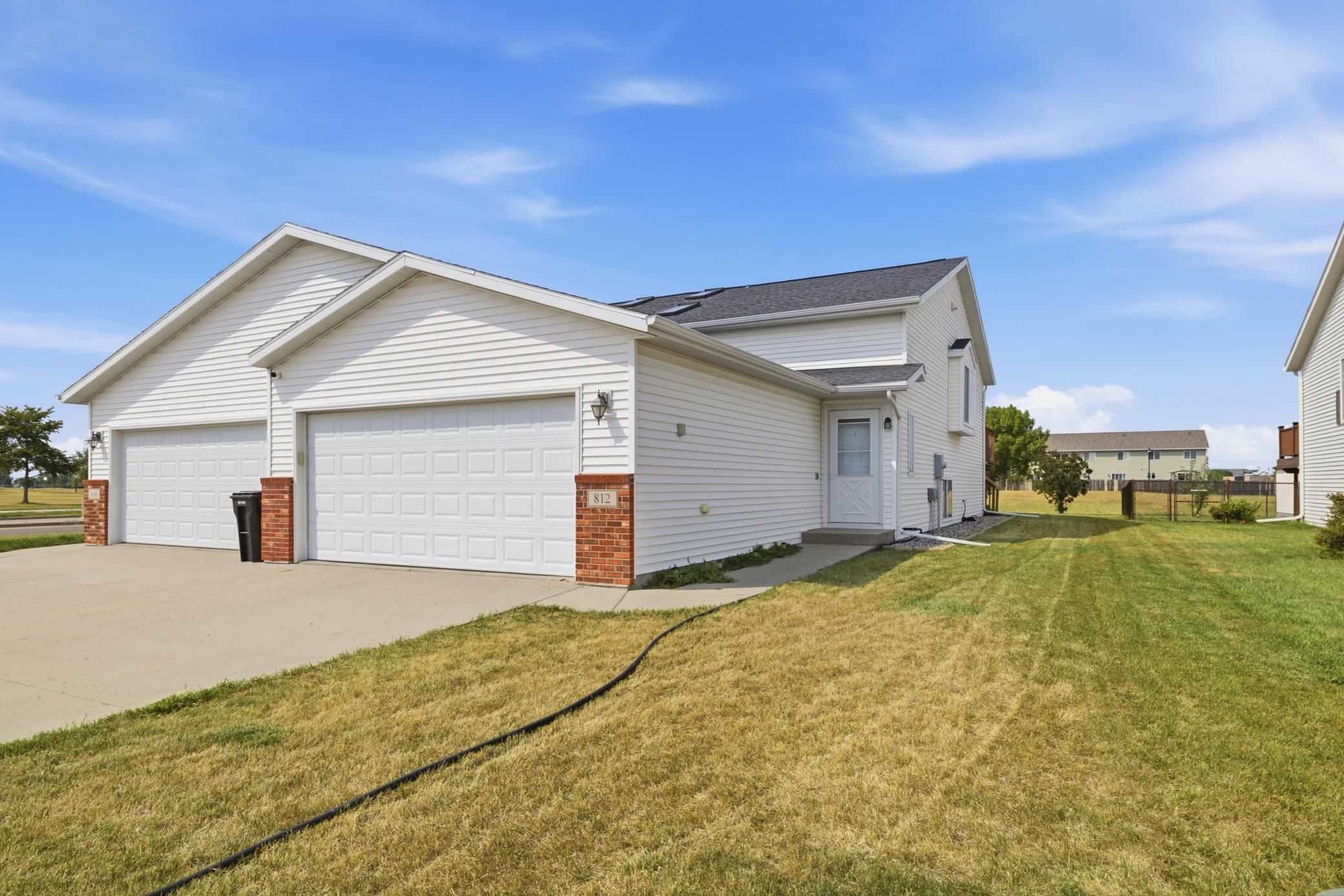 1st image of 812 34th Ave W, West Fargo, ND 58078 | MLS# 7117394