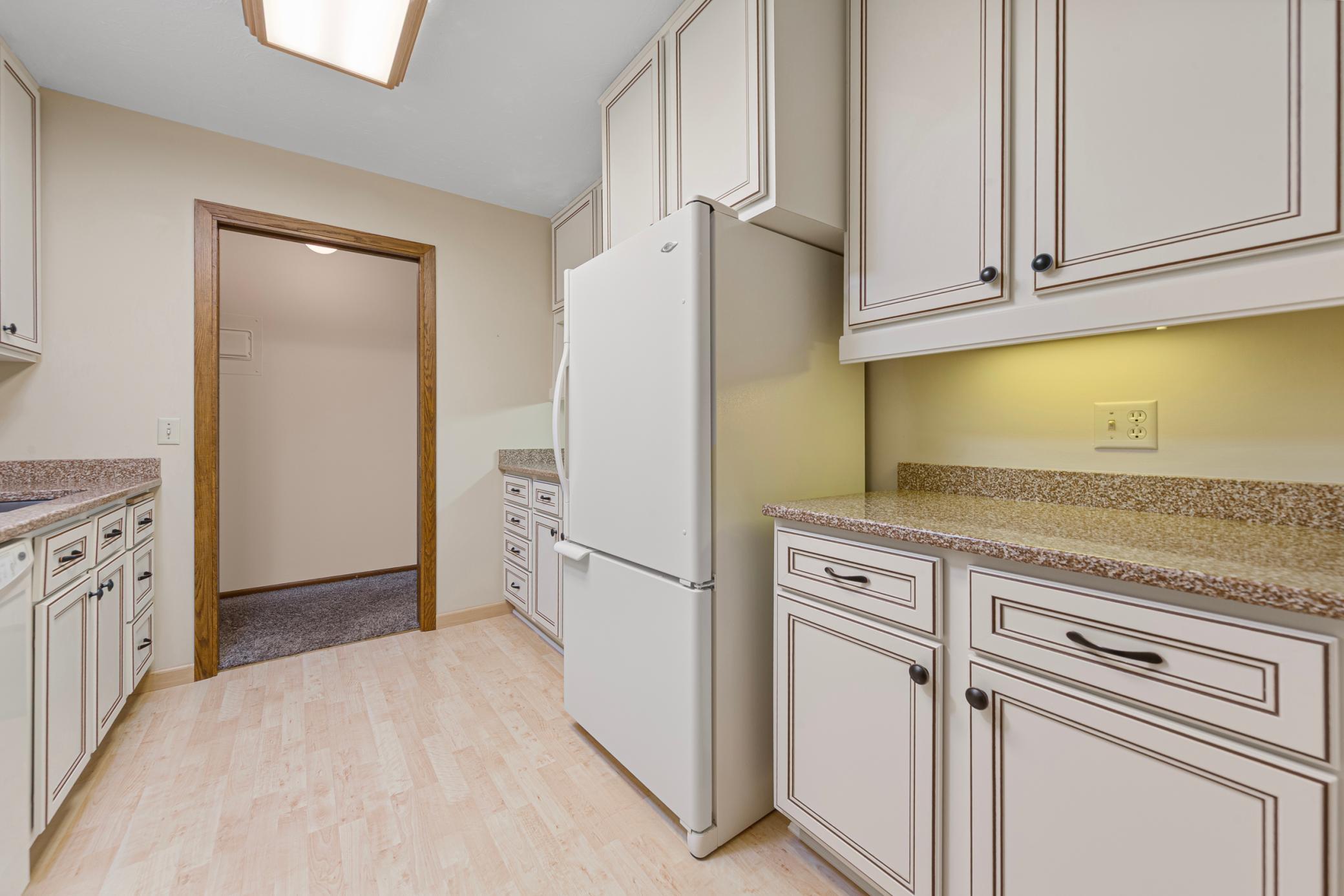 3rd image of 1000 Cannon Vly Dr E, Northfield, MN 55057