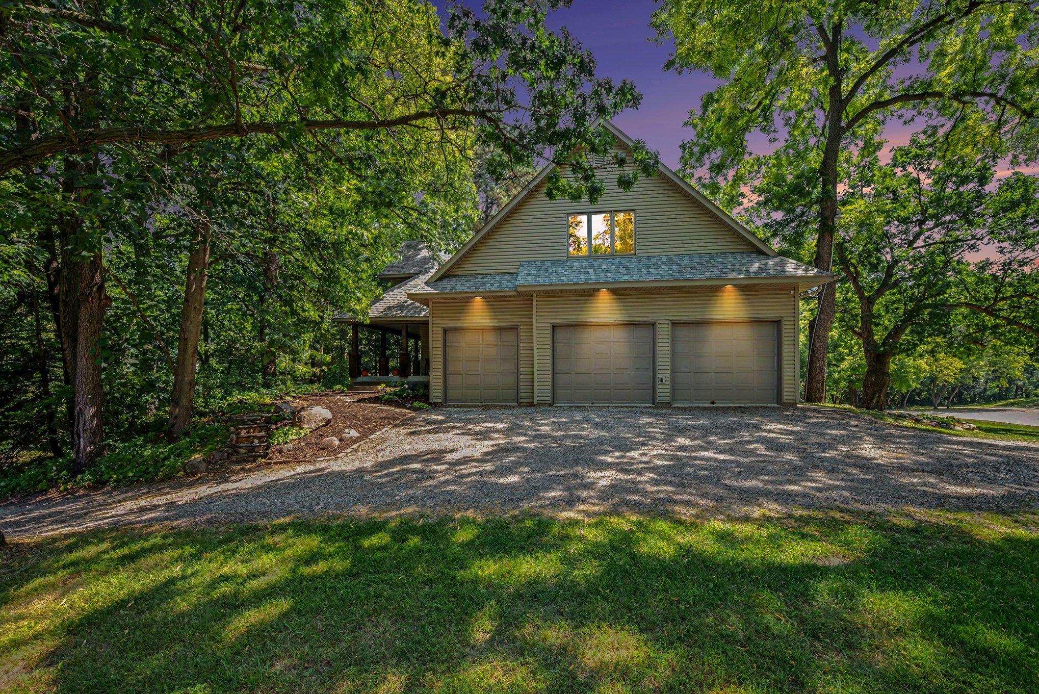 1st image of 2430 Larpenteur Ave E, Saint Paul, MN 55109 | MLS# 7117457