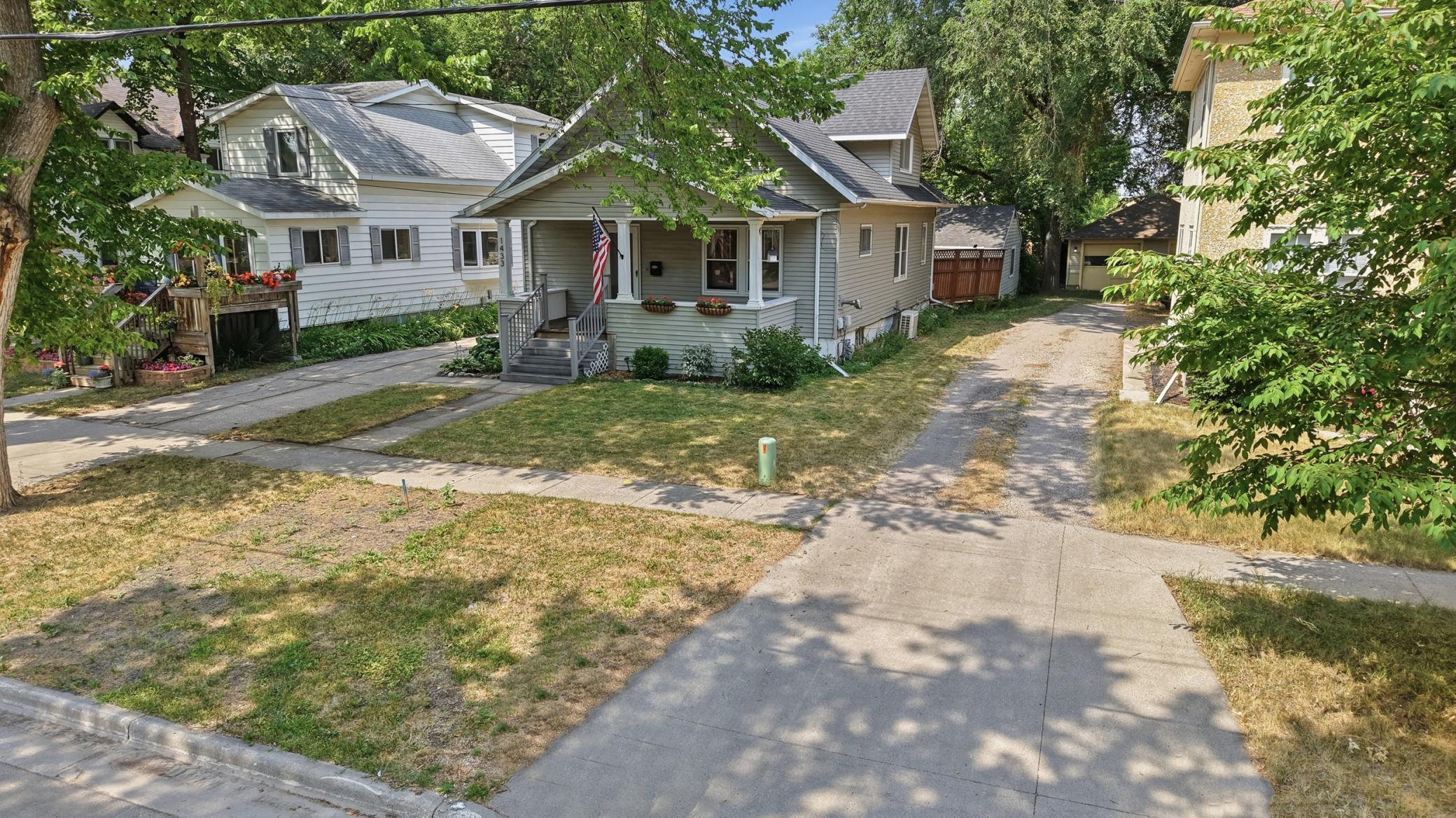 1st image of 1433 2nd Ave S, Fargo, ND 58103 | MLS# 7117458