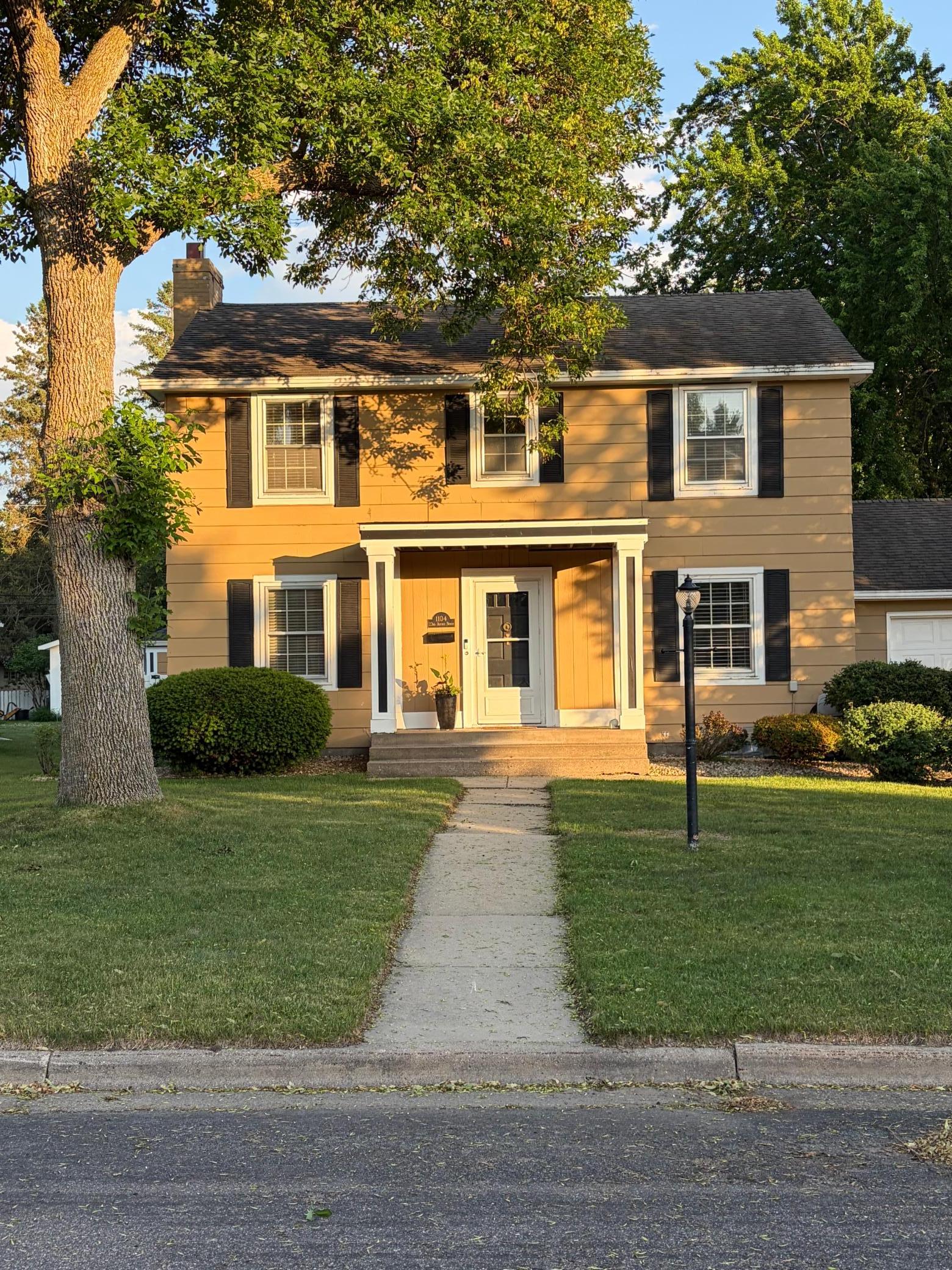 2nd image of 1104 23rd Ave N, Saint Cloud, MN 56303 | MLS# 7117471