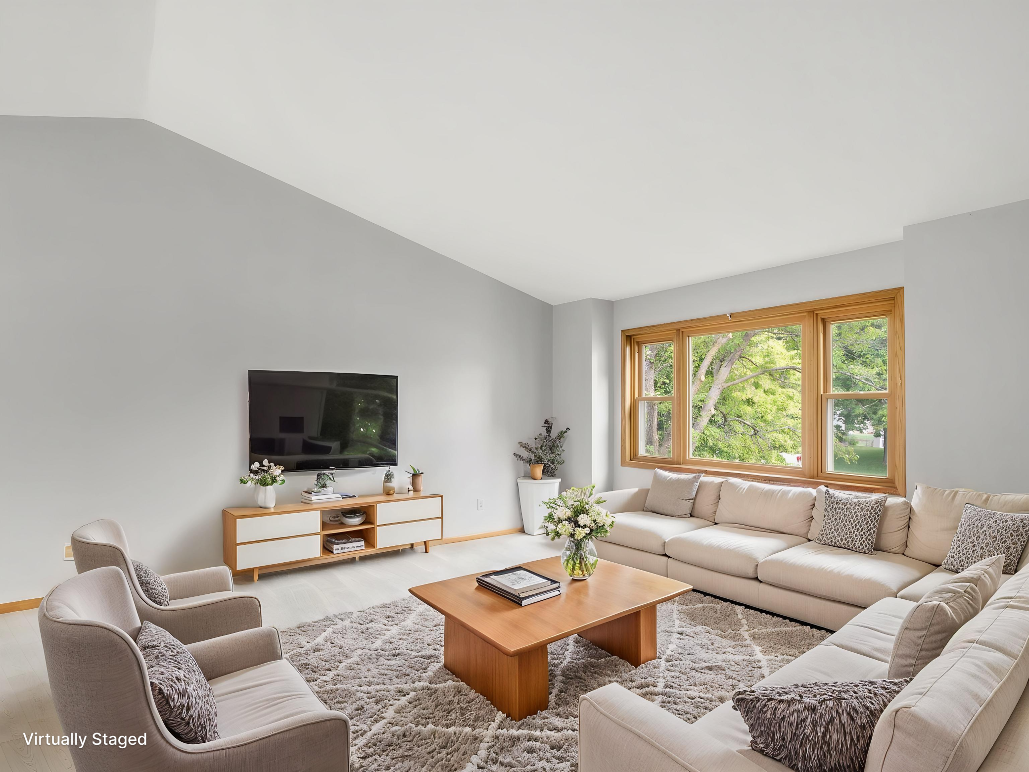 5th image of 14806 Hallmark Dr, Saint Paul, MN 55124 | MLS# 7117475