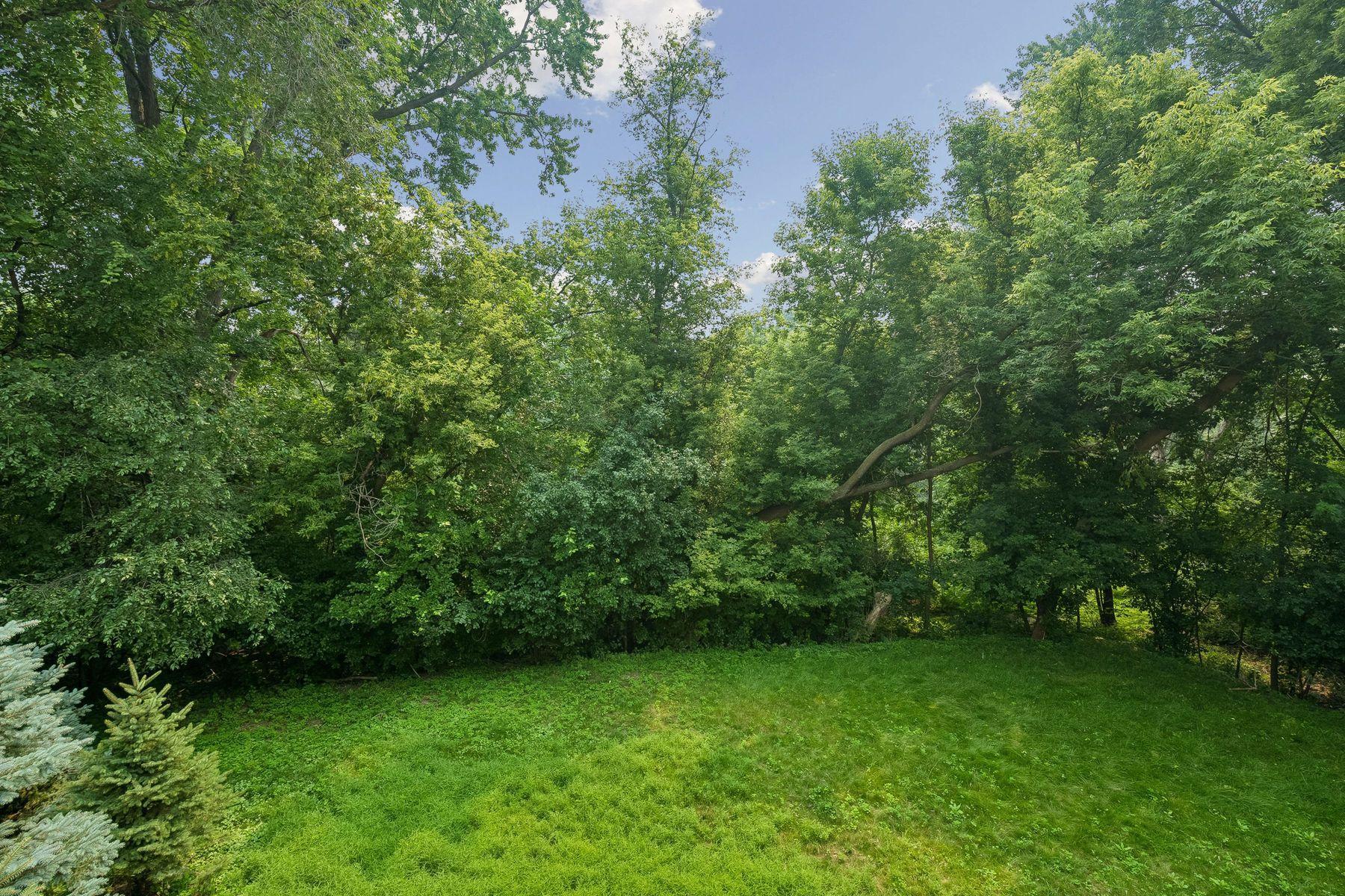 1st image of 3225 W 54th St, Edina, MN 55410 | MLS# 7117481