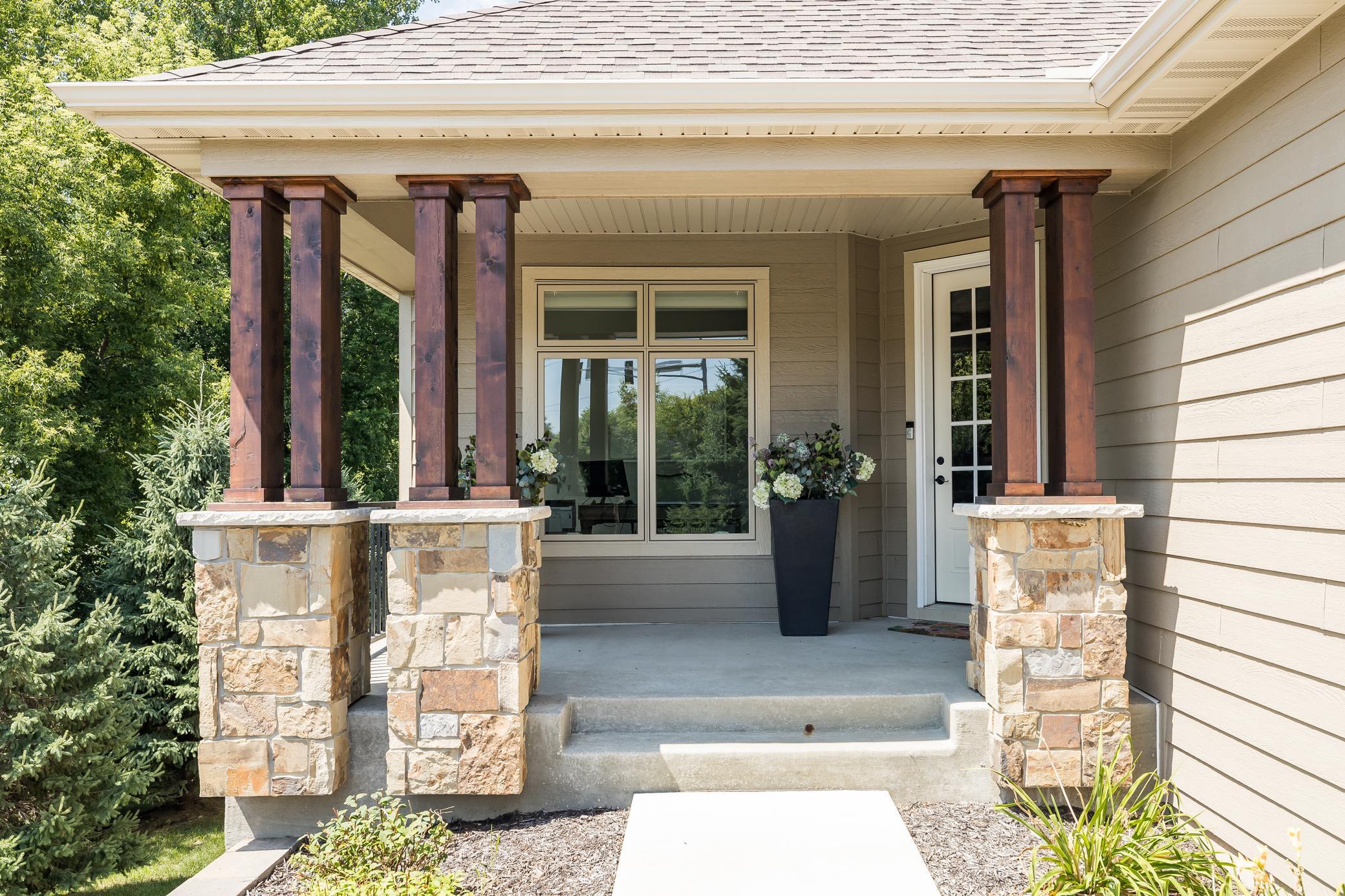 3rd image of 2529 Condon Ct, Saint Paul, MN 55120 | MLS# 7117489