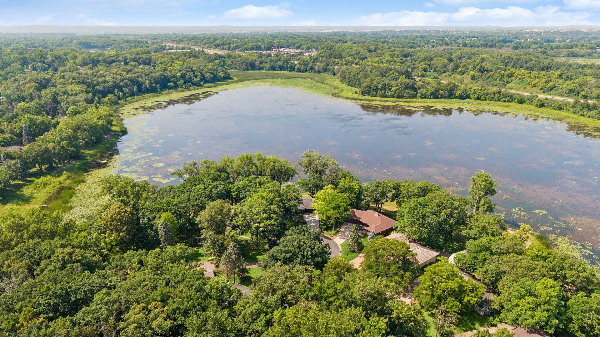 5th image of 8307 Oakmere Rd, Minneapolis, MN 55438 | MLS# 7117528