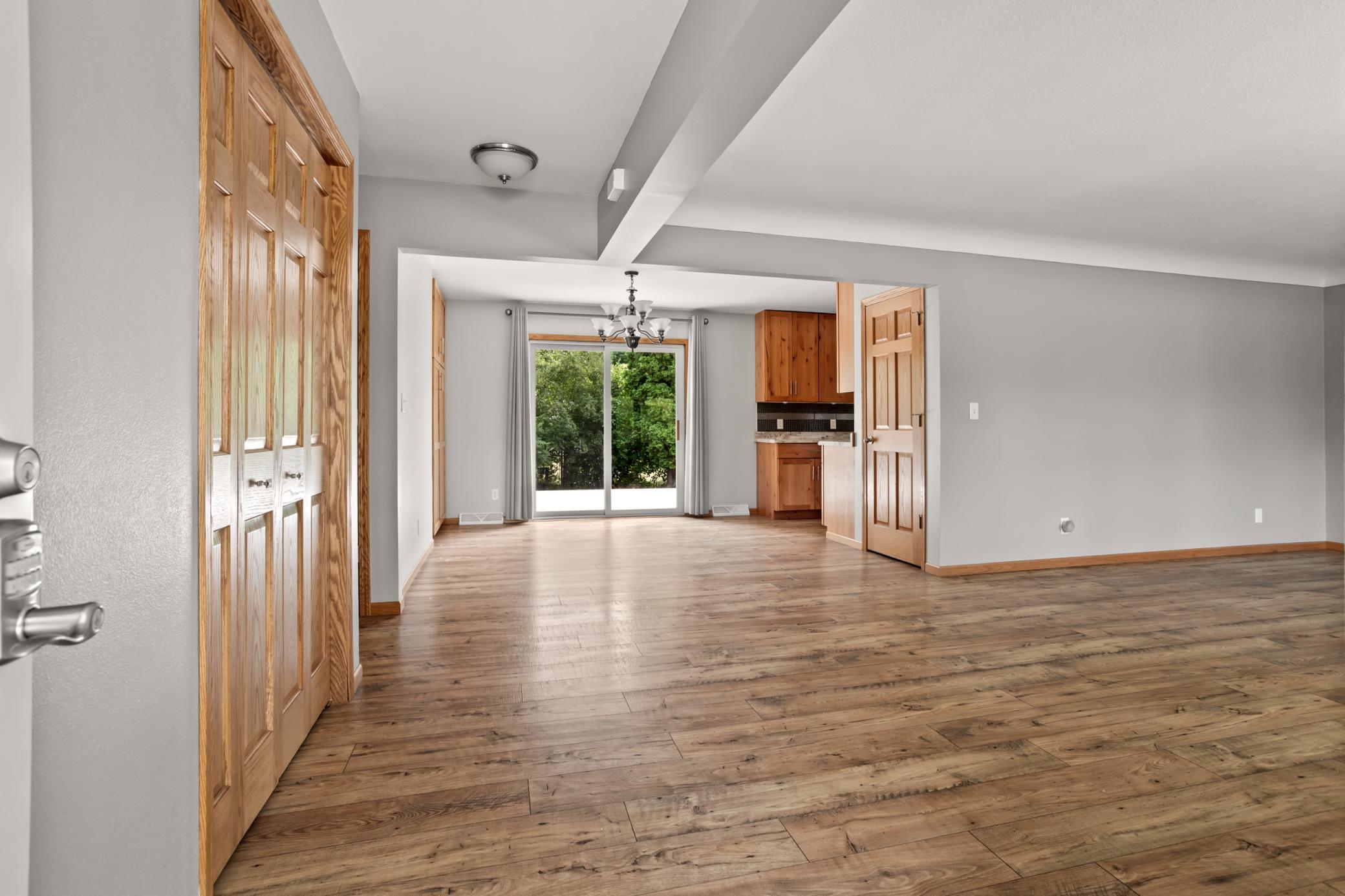 5th image of 1108 S River Dr, Moorhead, MN 56560 | MLS# 7117552